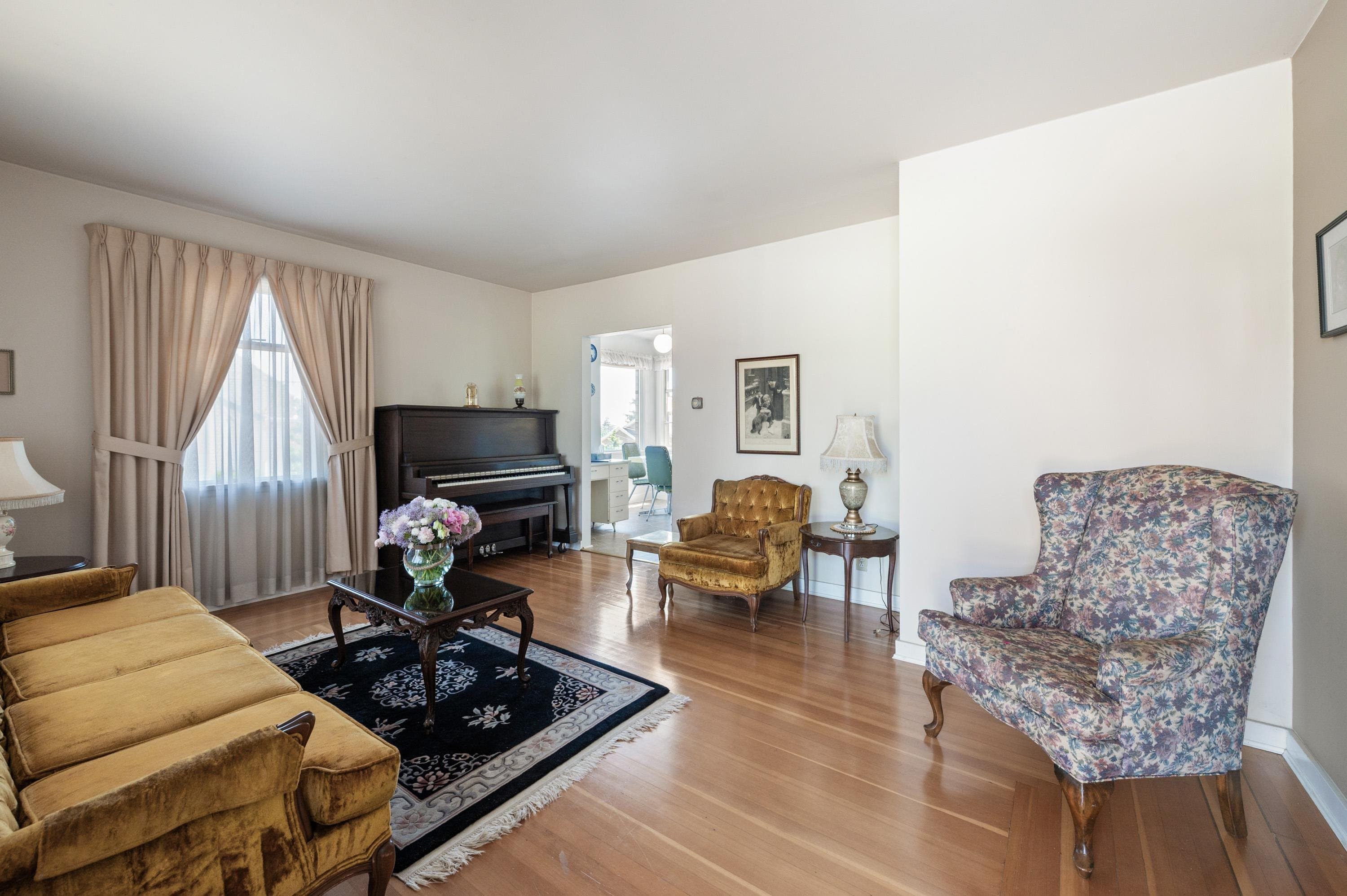 454 Elmer Street, New Westminster, V3L 4M5 — photo 4