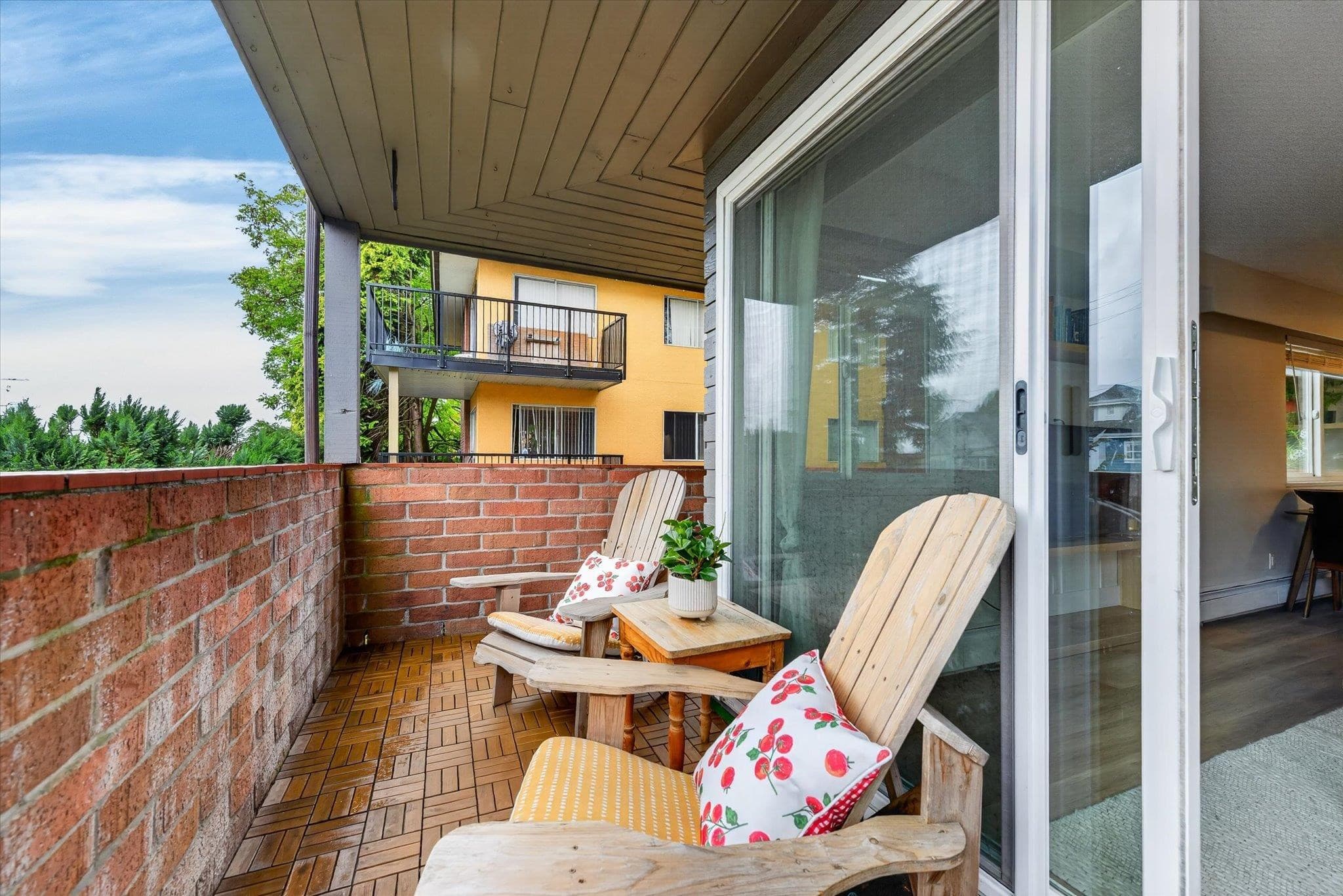 111 - 1011 Fourth Avenue, New Westminster, V3M 1T3 — photo 4