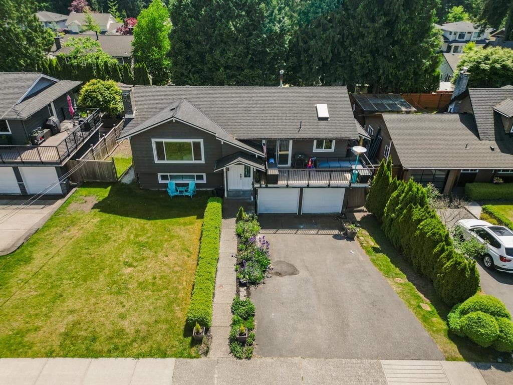 2416 Tolmie Avenue, Coquitlam, V3K 3E7 — photo 2