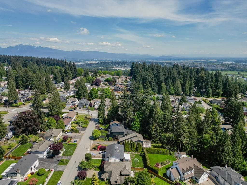 2416 Tolmie Avenue, Coquitlam, V3K 3E7 — photo 4