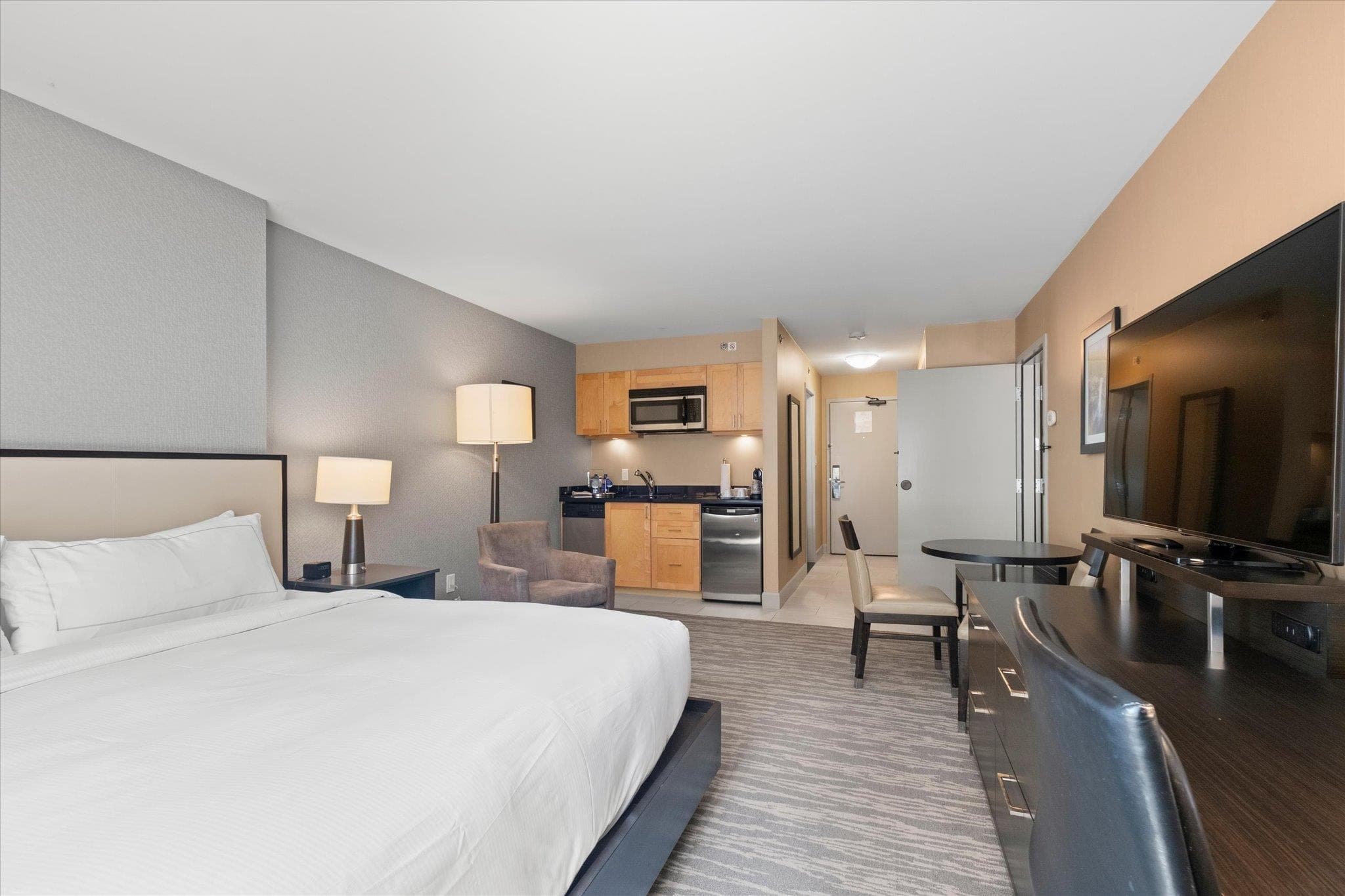 466/468 - 4050 Whistler Way, Whistler, V8E 1H9 — photo 4