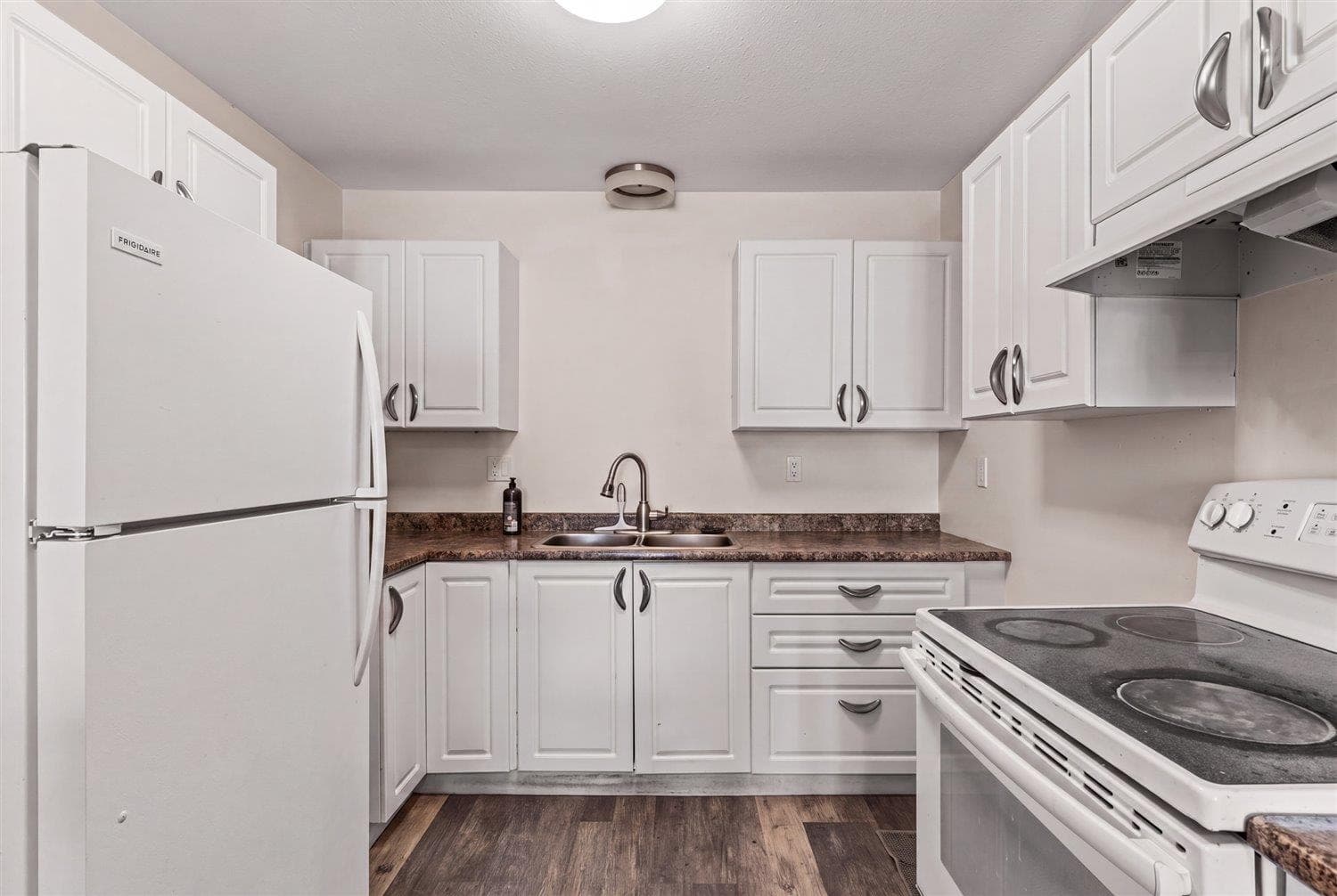 109 - 7435 Shaw Avenue, Chilliwack, V2R 3C1 — photo 4