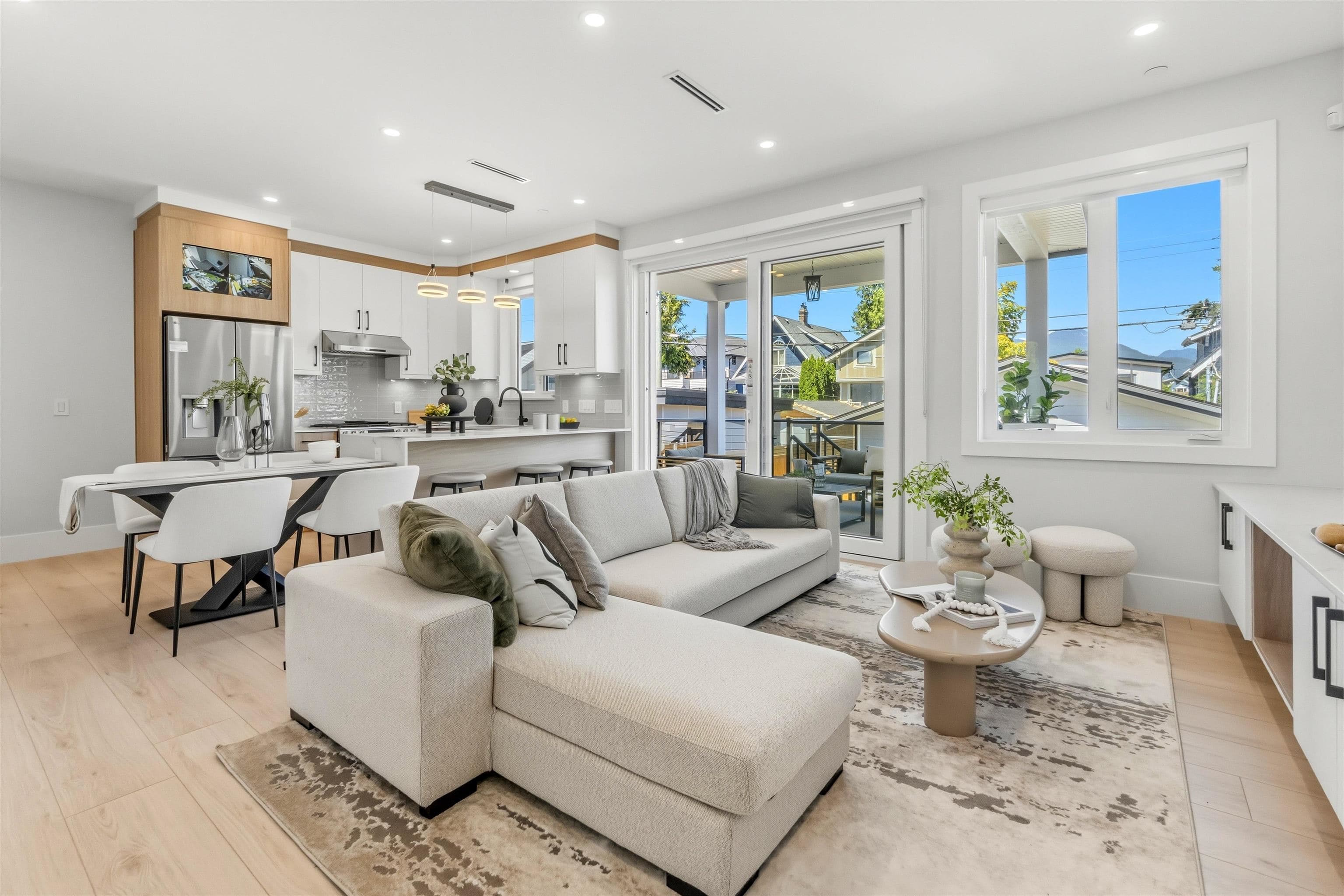 2743 Mcgill Street, Vancouver