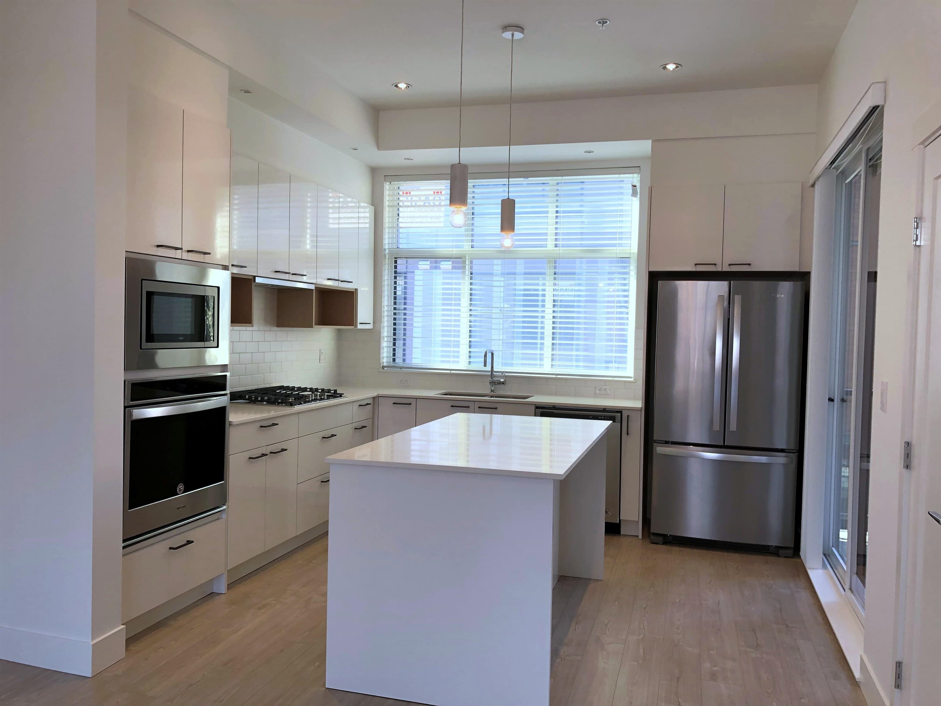 37 - 20852 78b Street, Langley