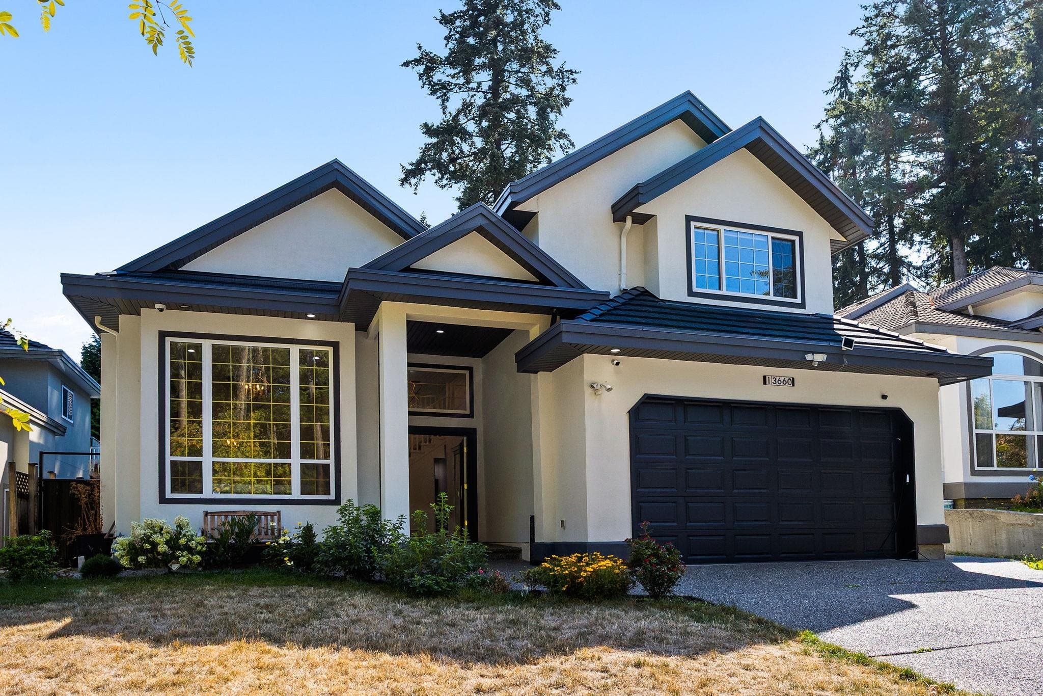 13660 60a Avenue, Surrey, V3X 3L1 — photo 2