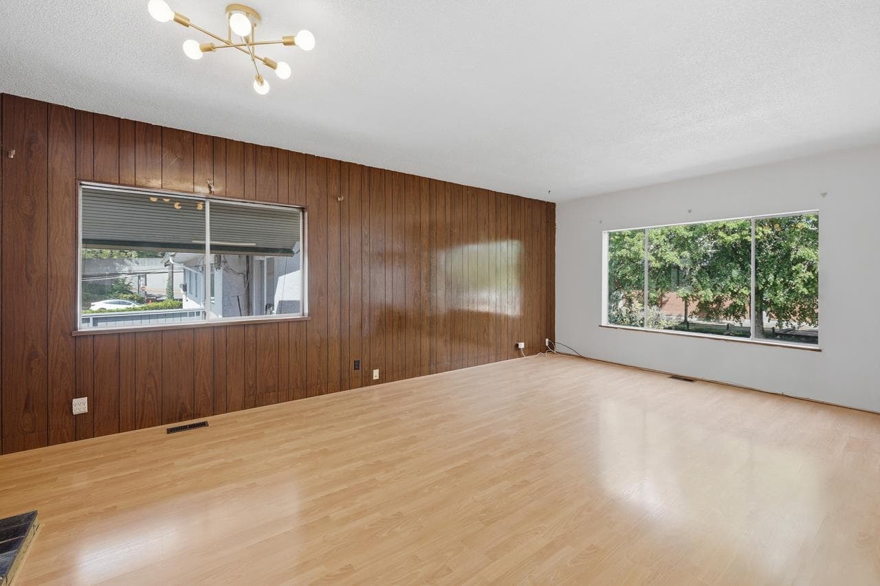 1016 E 18th Avenue, Vancouver, V5V 1H1 — photo 2
