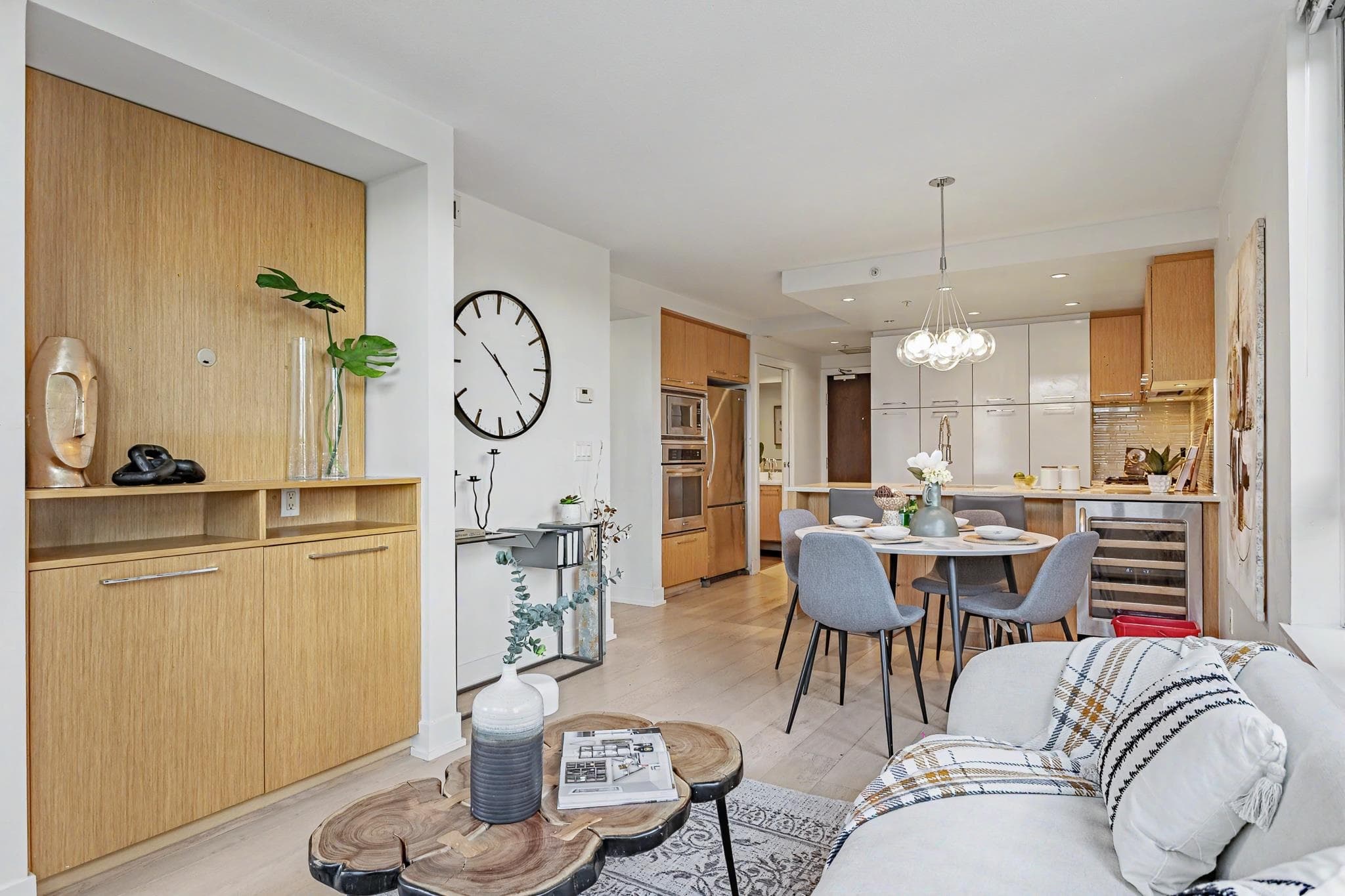 207 - 1680 W 4th Avenue, Vancouver, V6J 0B7 — photo 1
