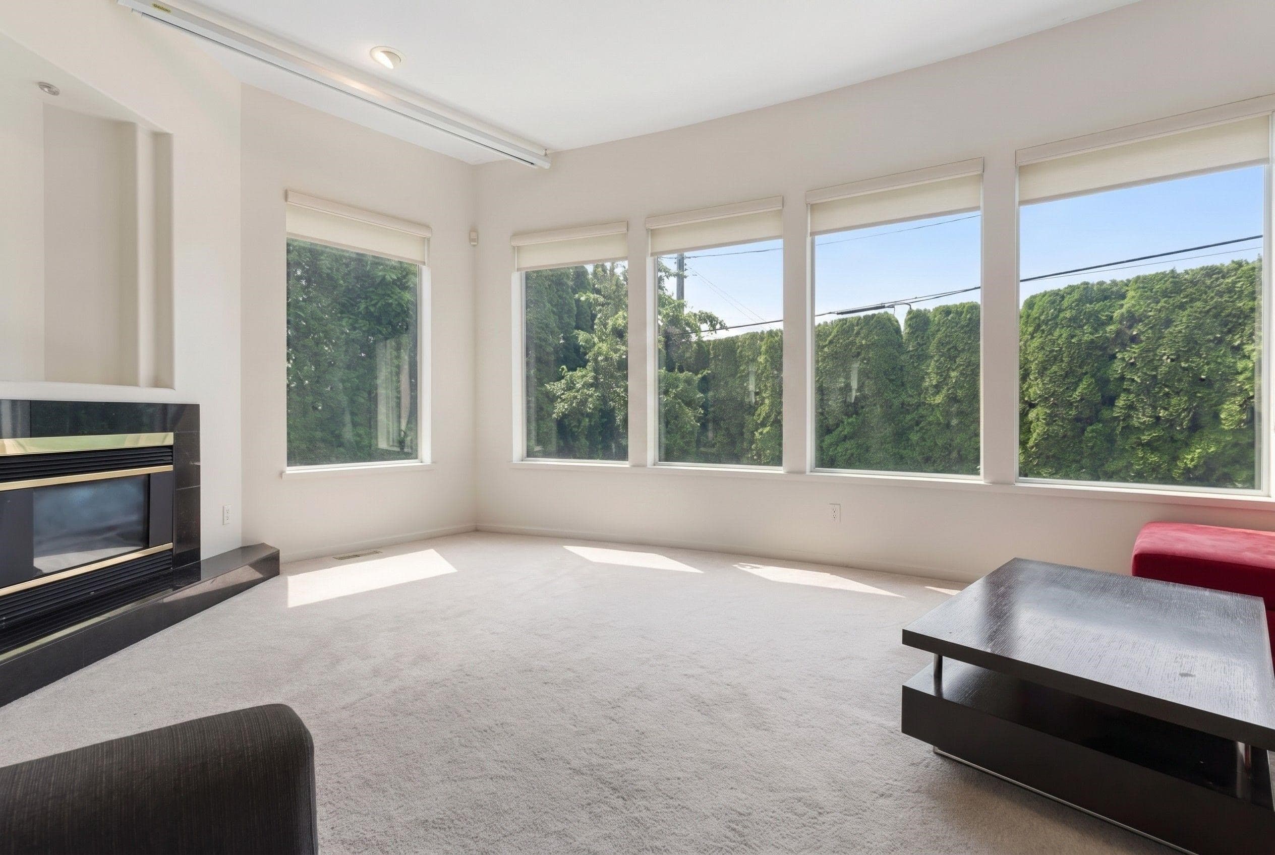 1620 Fell Avenue, Burnaby, V5B 3Z5 — photo 2