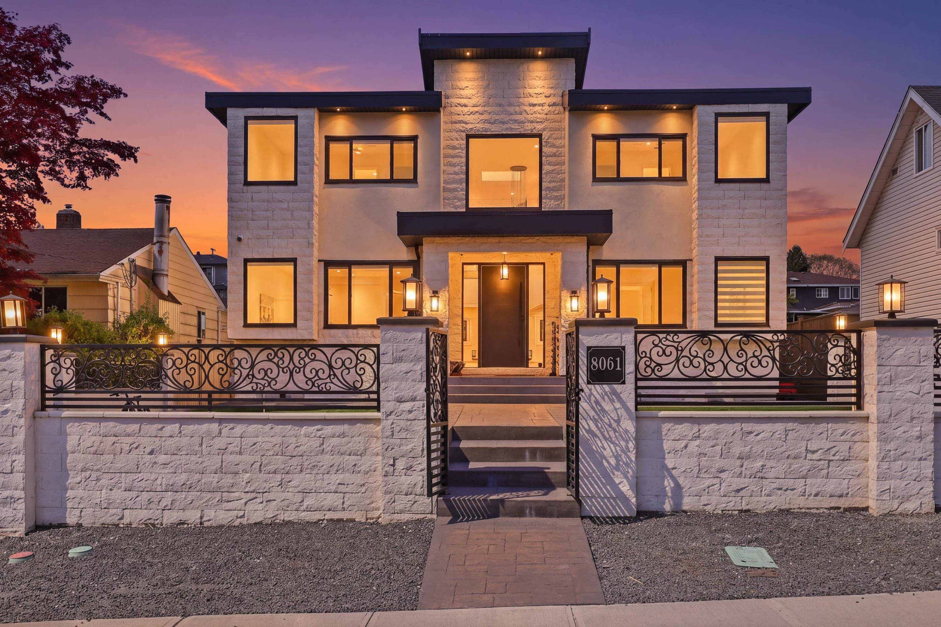 8061 11th Avenue, Burnaby