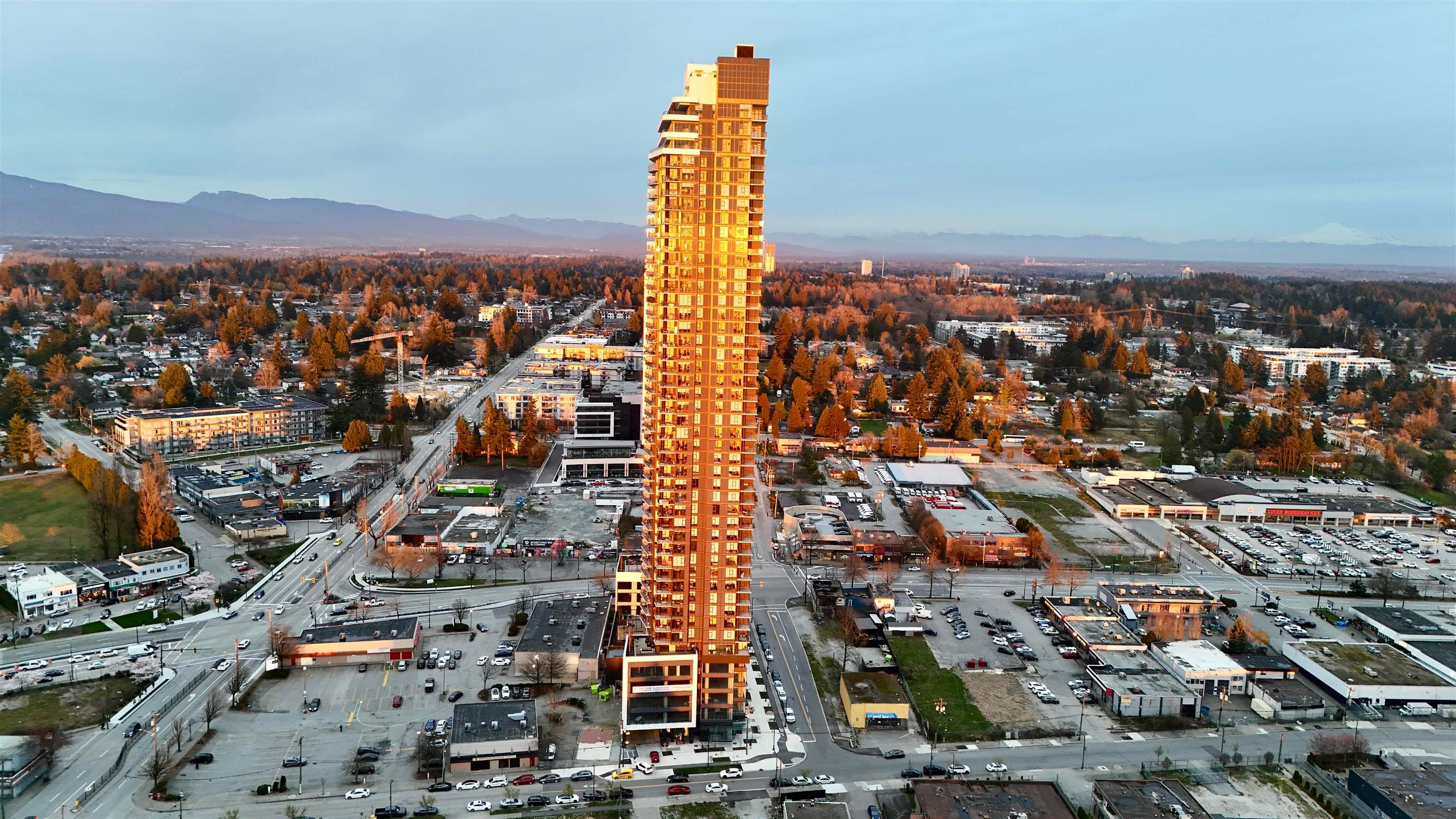 2405 - 10750 135a Street, Surrey