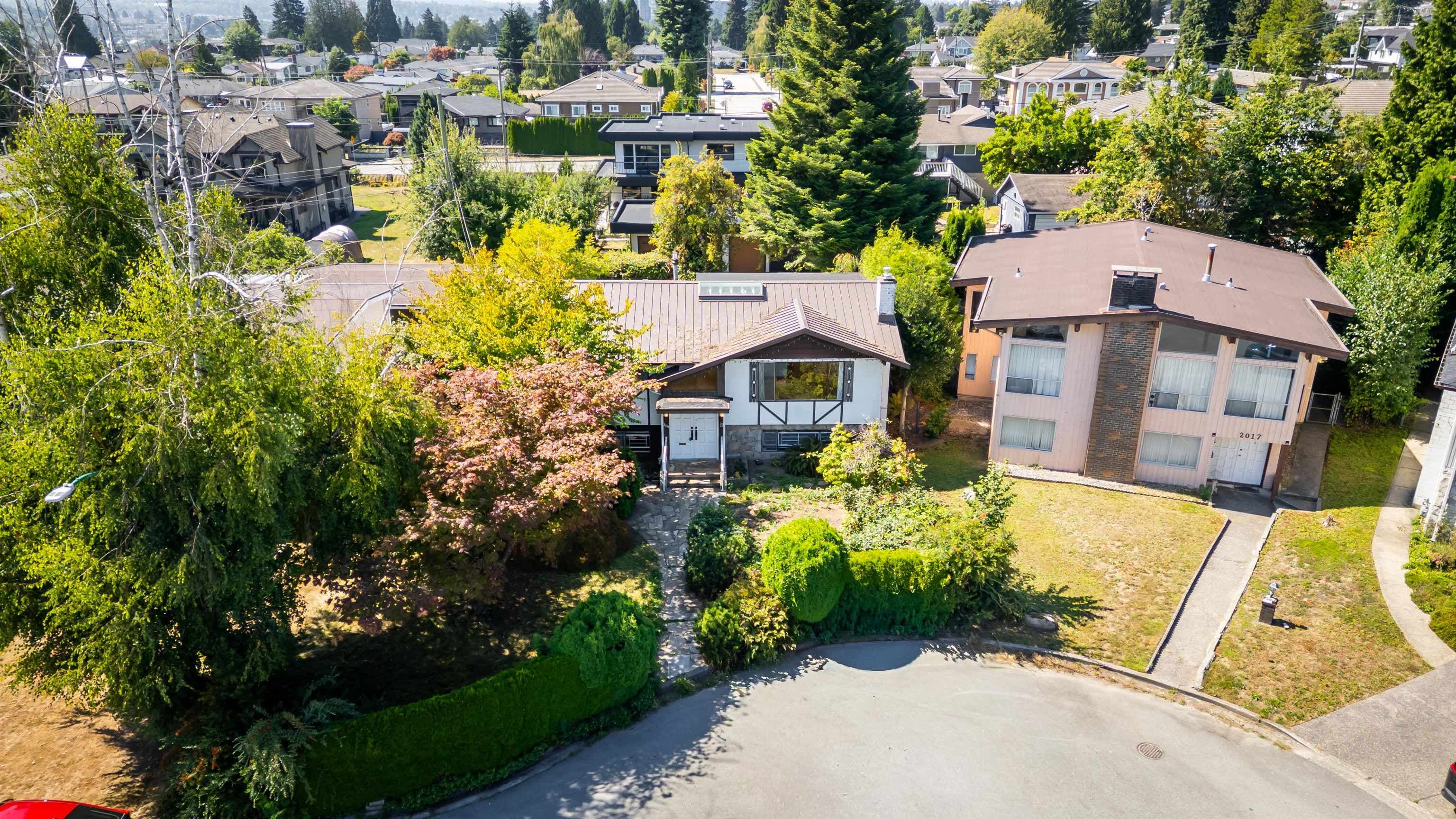 2019 Paulus Crescent, Burnaby, V5A 2M2 — photo 3