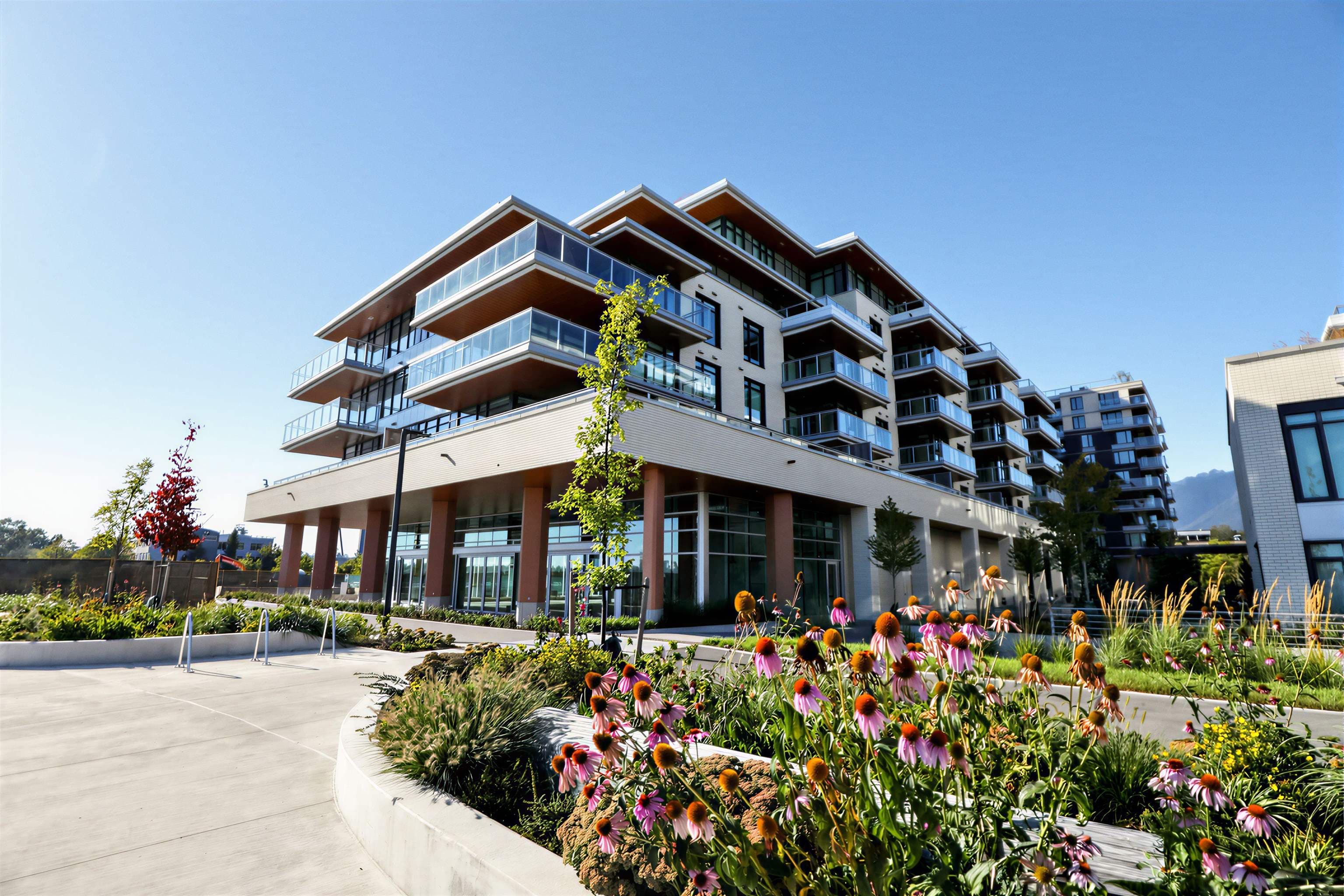308 - 785 Harbour Way, North Vancouver, V7P 0G3 — photo 2