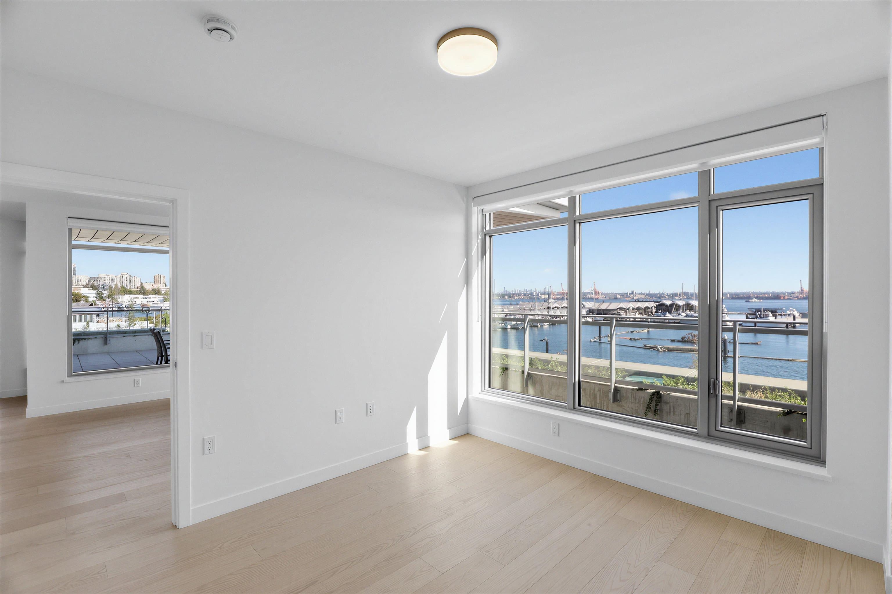 308 - 785 Harbour Way, North Vancouver, V7P 0G3 — photo 3