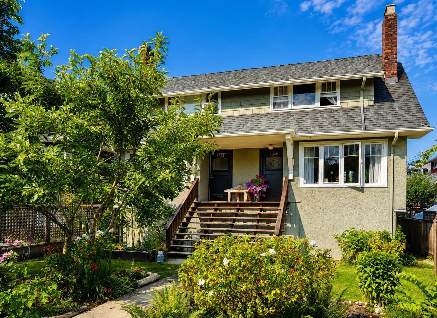 1325/27 Laburnum Street, Vancouver, V6J 3W4 — photo 2