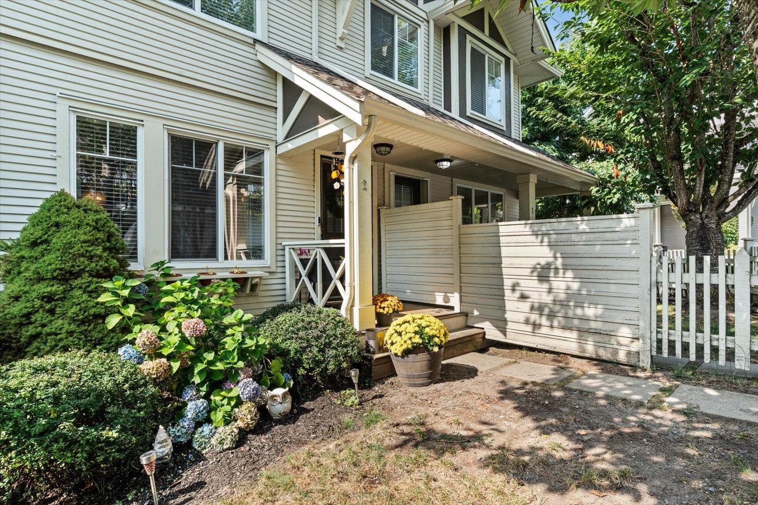 2 - 4401 Blauson Boulevard, Abbotsford, V3G 0A4 — photo 2
