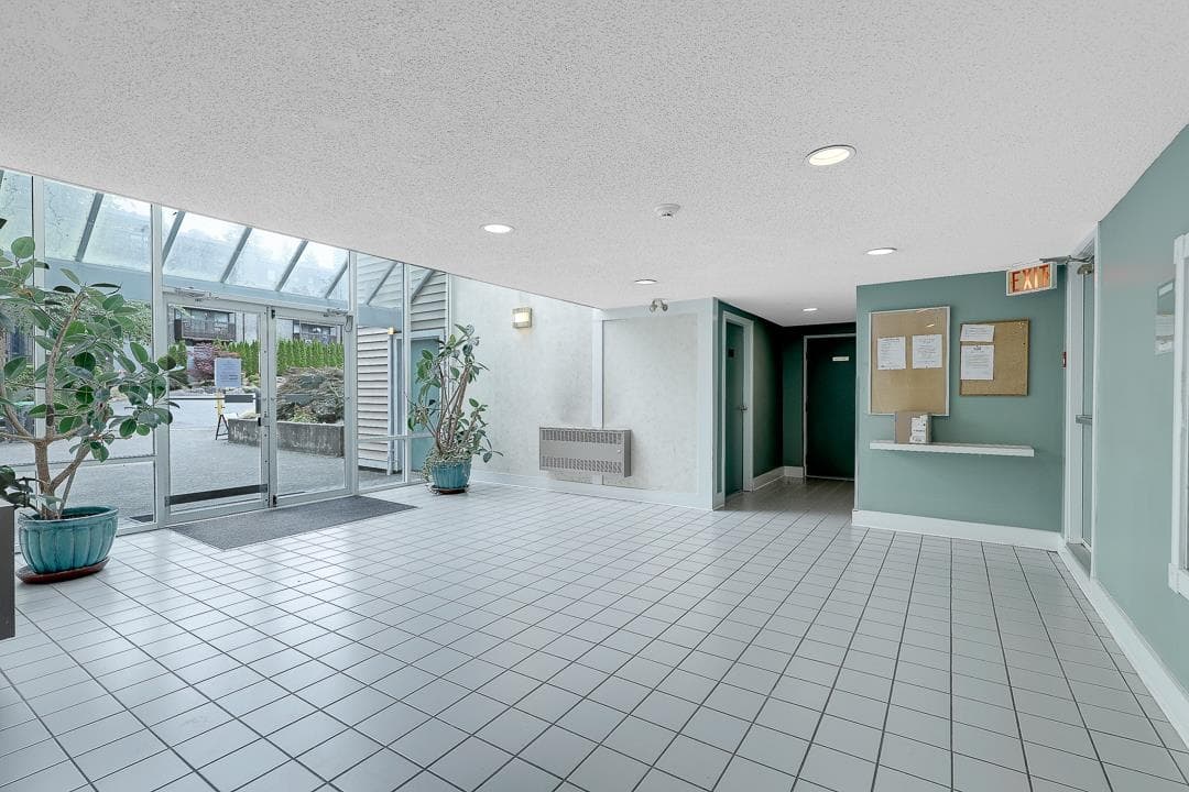 205 - 9644 134 Street, Surrey, V3T 5M3 — photo 3
