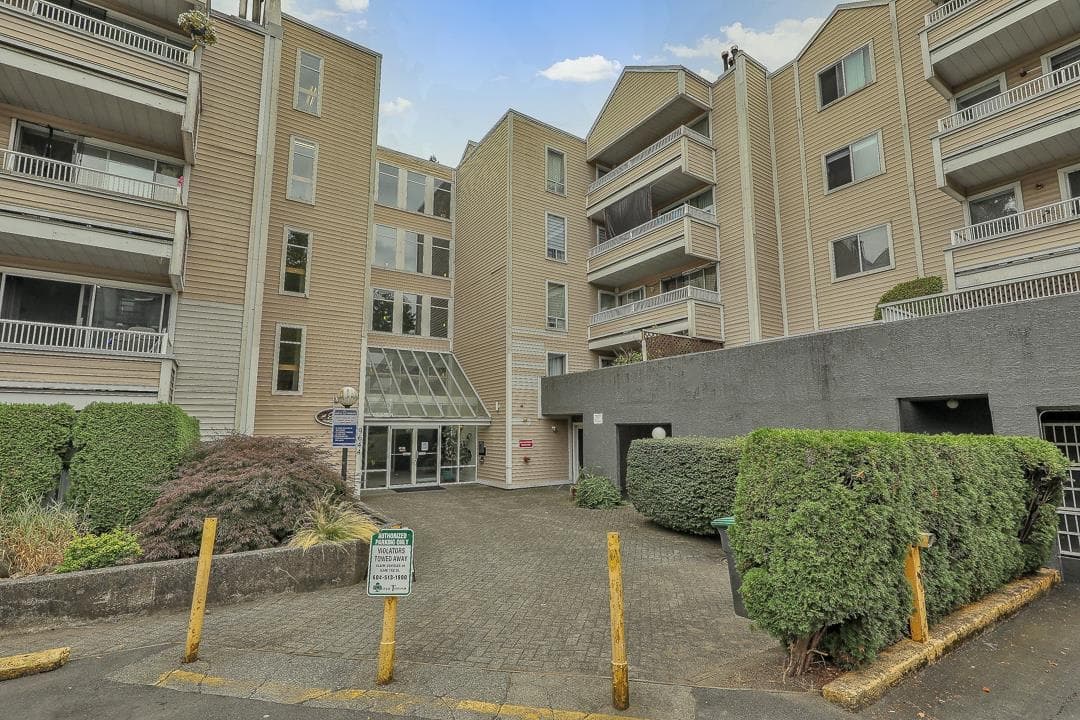 205 - 9644 134 Street, Surrey