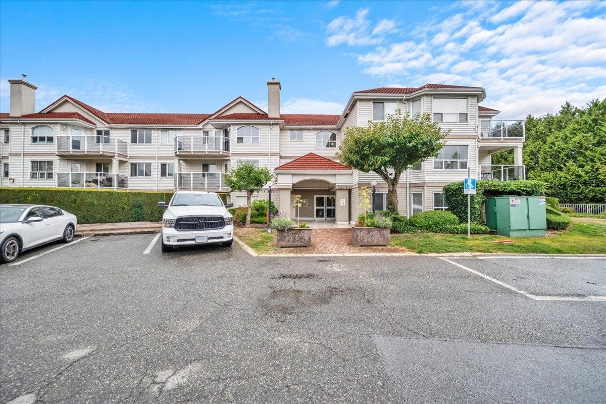 103 - 12733 72 Avenue, Surrey, V3W 2M7 — photo 1