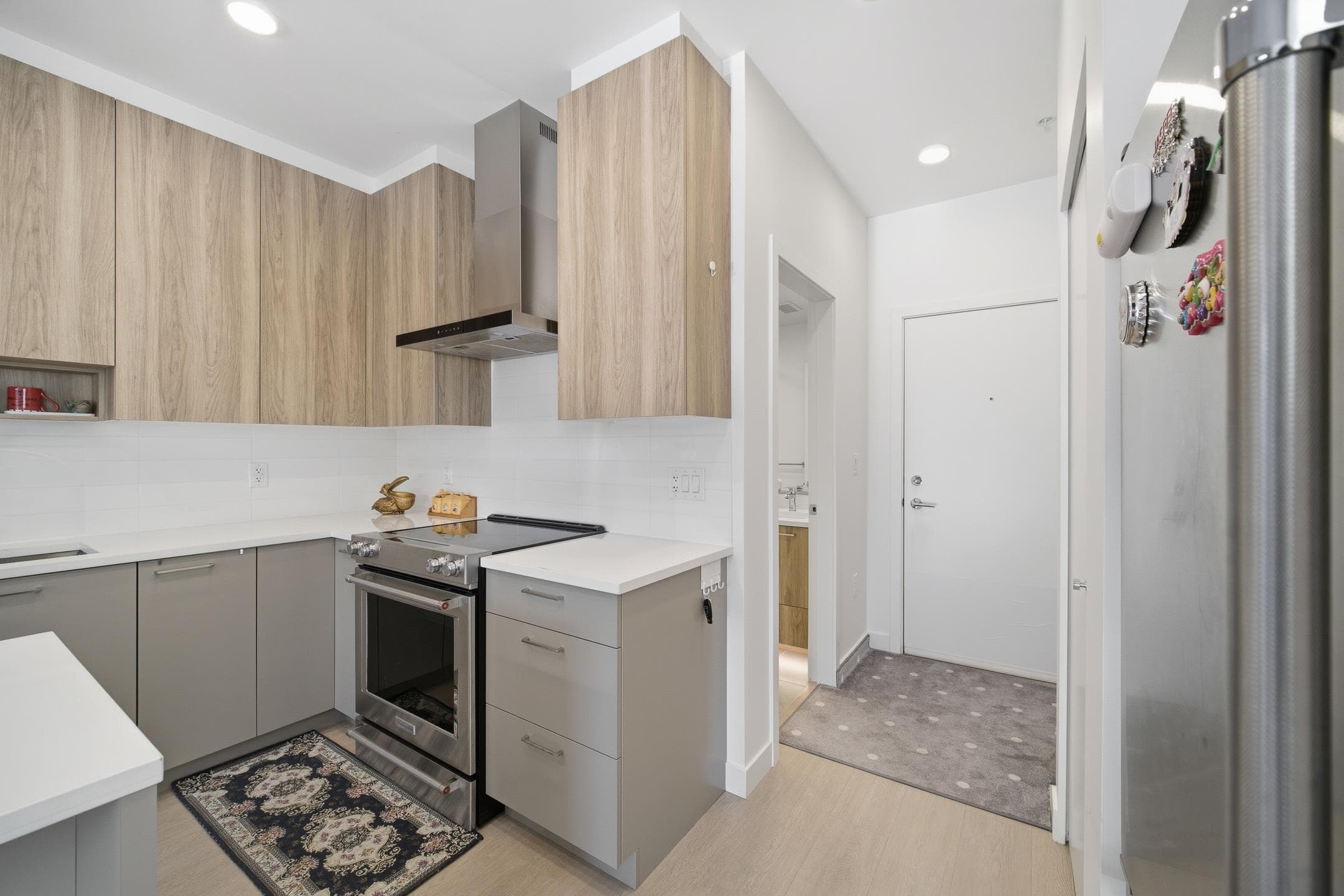 3xx - 7588 16th Street, Burnaby, V3N 0H8 — photo 3