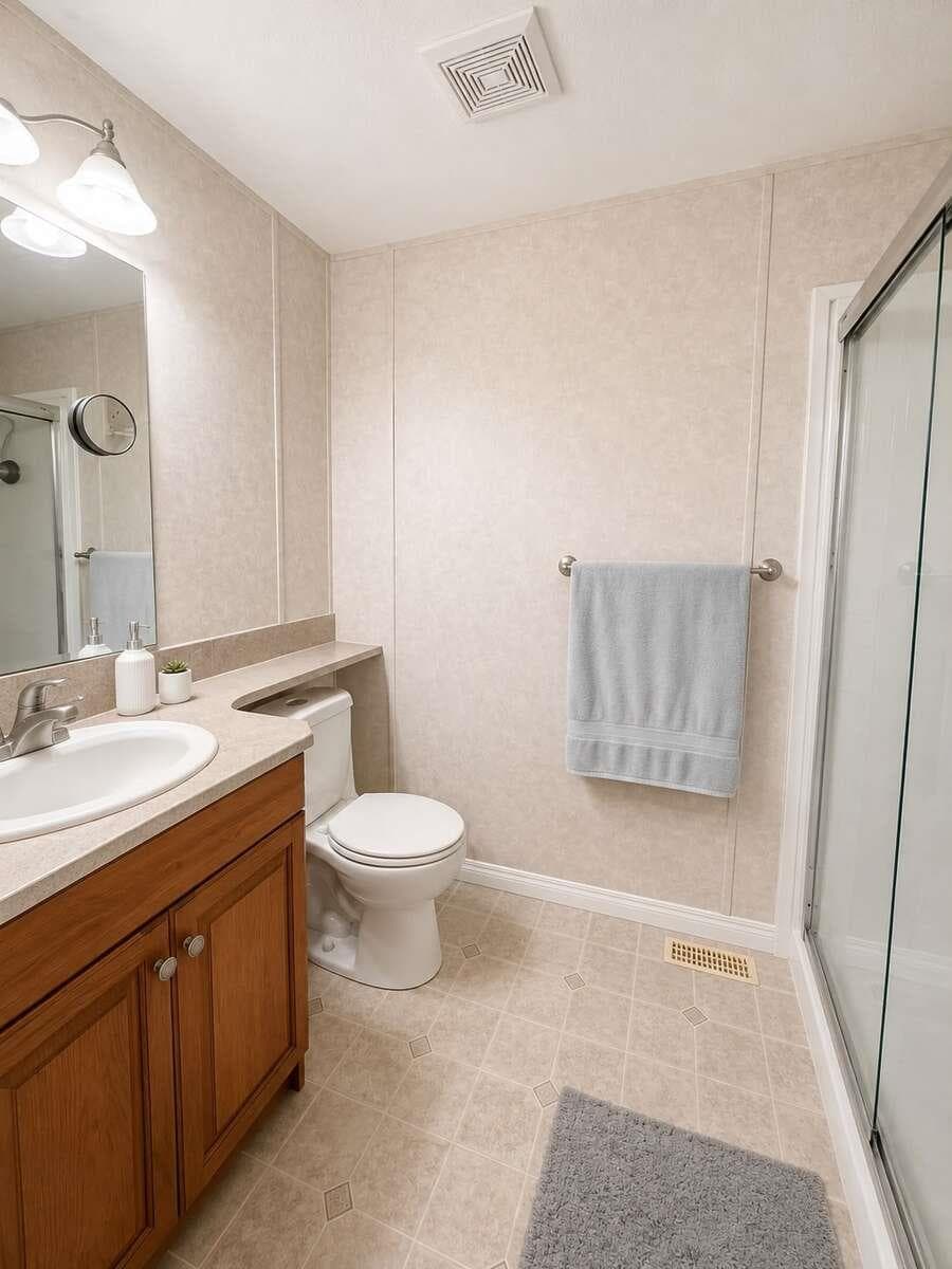 15 - 7668 Sunshine Coast Highway, Halfmoon Bay, V7Z 1H3 — photo 2