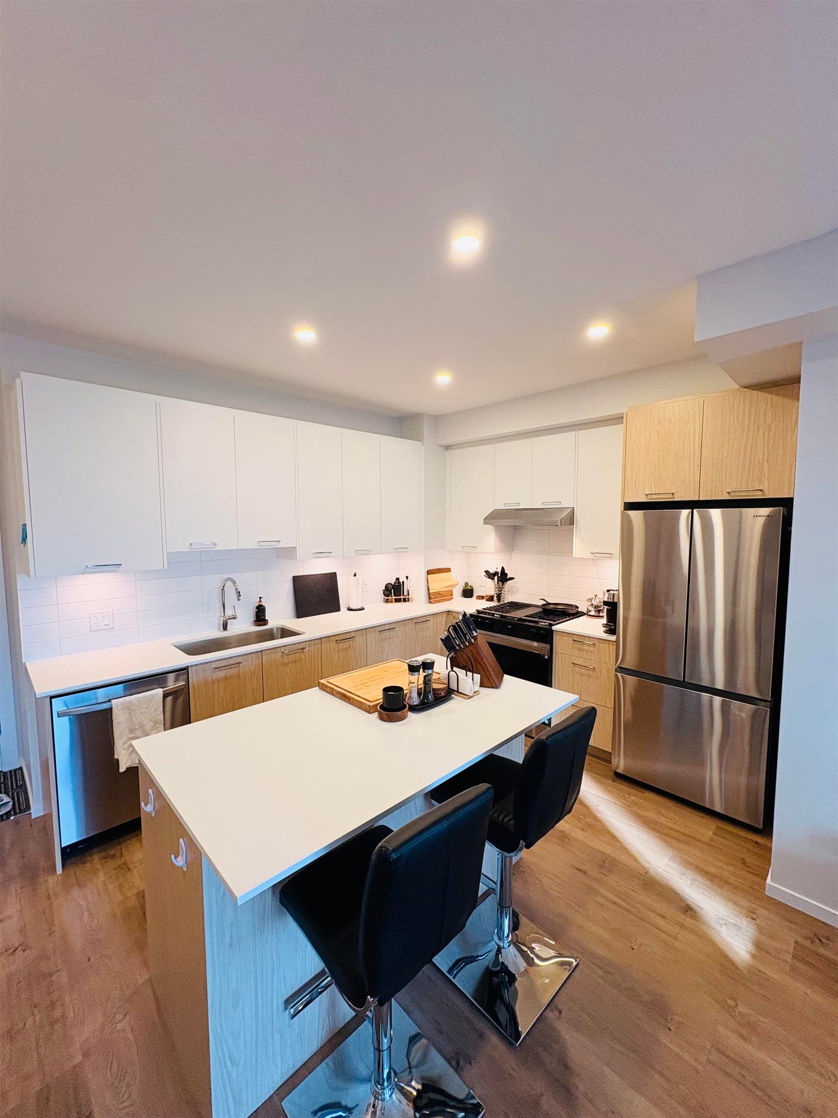 5th floor - 3319 148 Street, Surrey, V4P 0J2 — photo 2