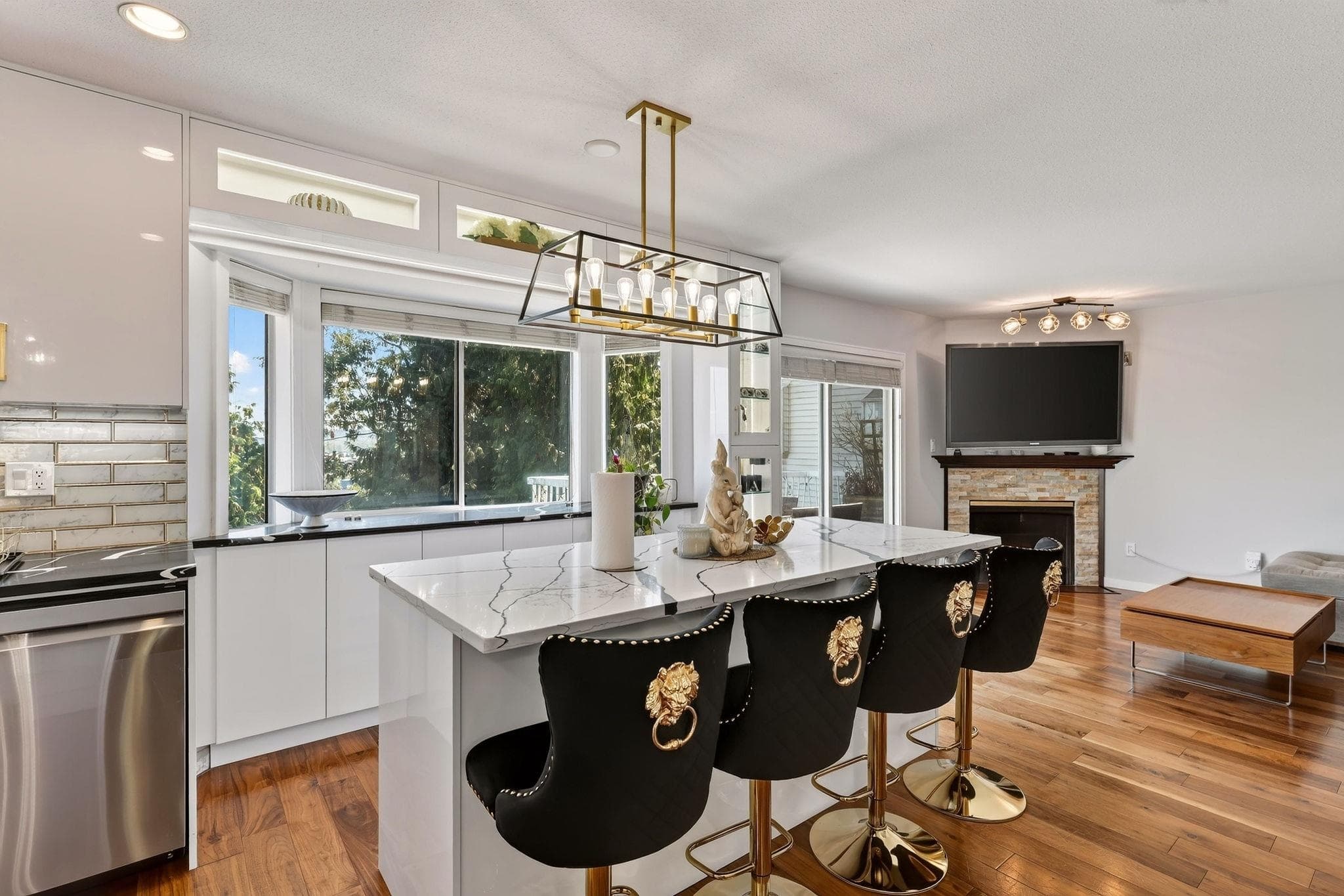 187 Warrick Street, Coquitlam, V3K 6C1 — photo 4