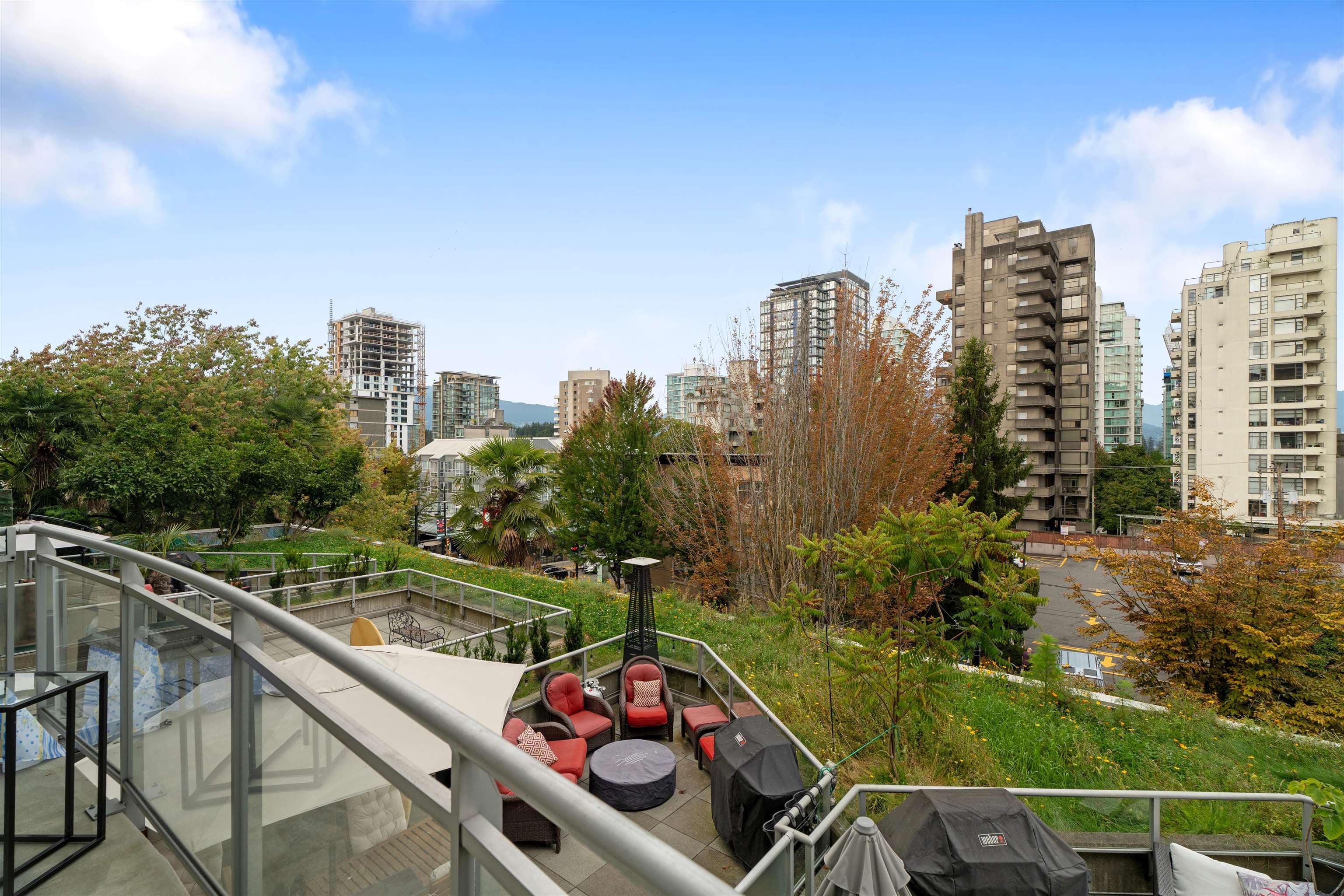 306 - 1688 Robson Street, Vancouver, V6G 1C7 — photo 2