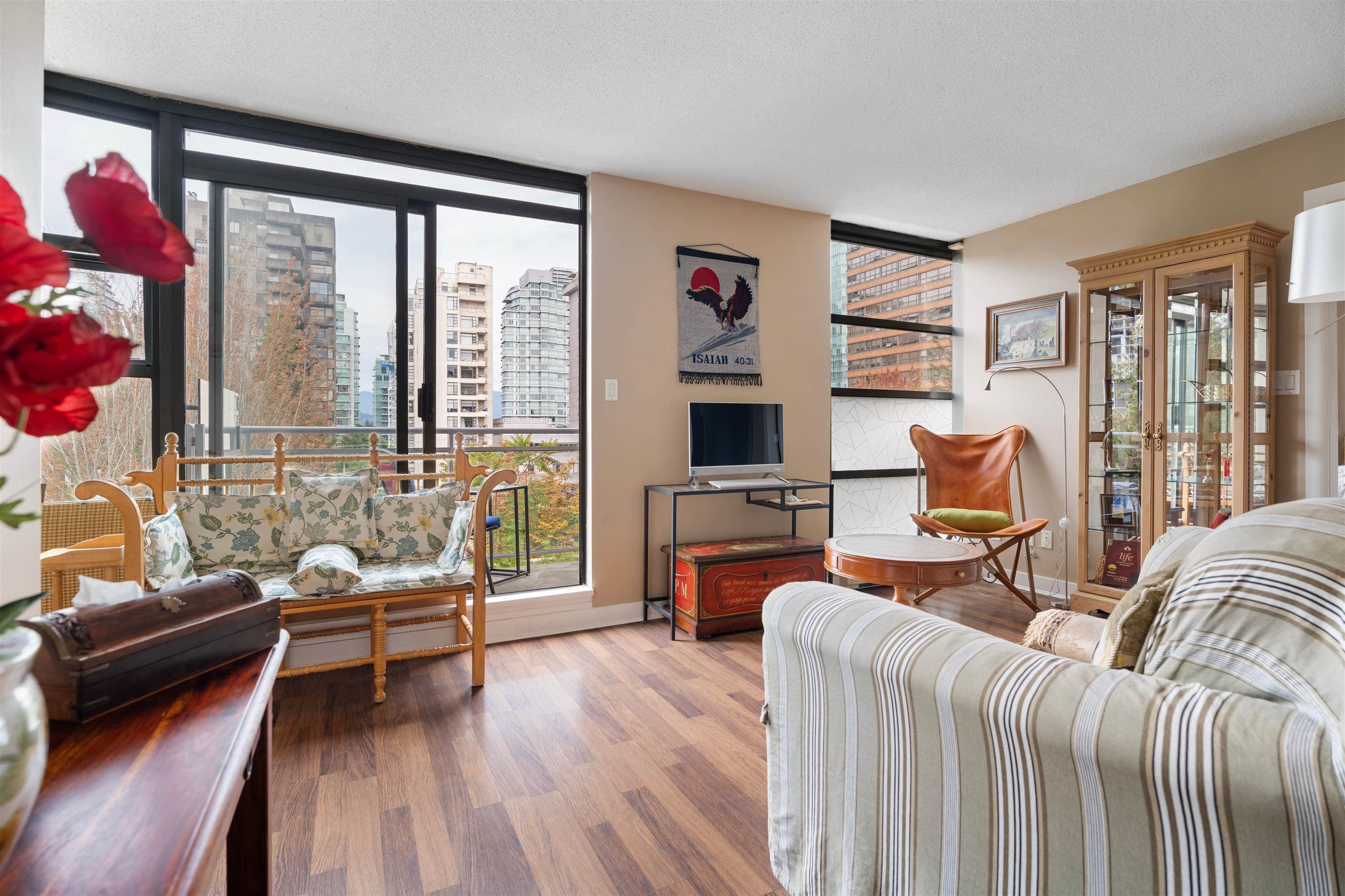 306 - 1688 Robson Street, Vancouver, V6G 1C7 — photo 4