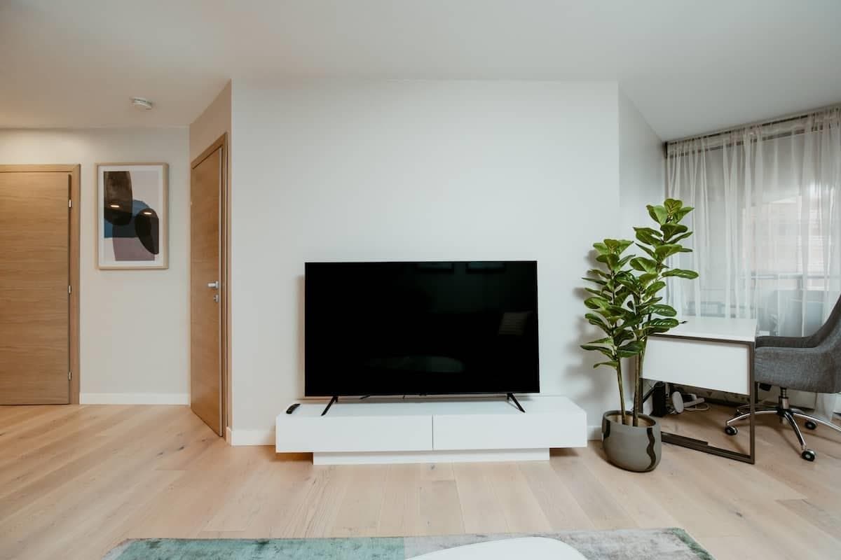 407 - 1455 Robson Street, Vancouver, V6G 1C1 — photo 4