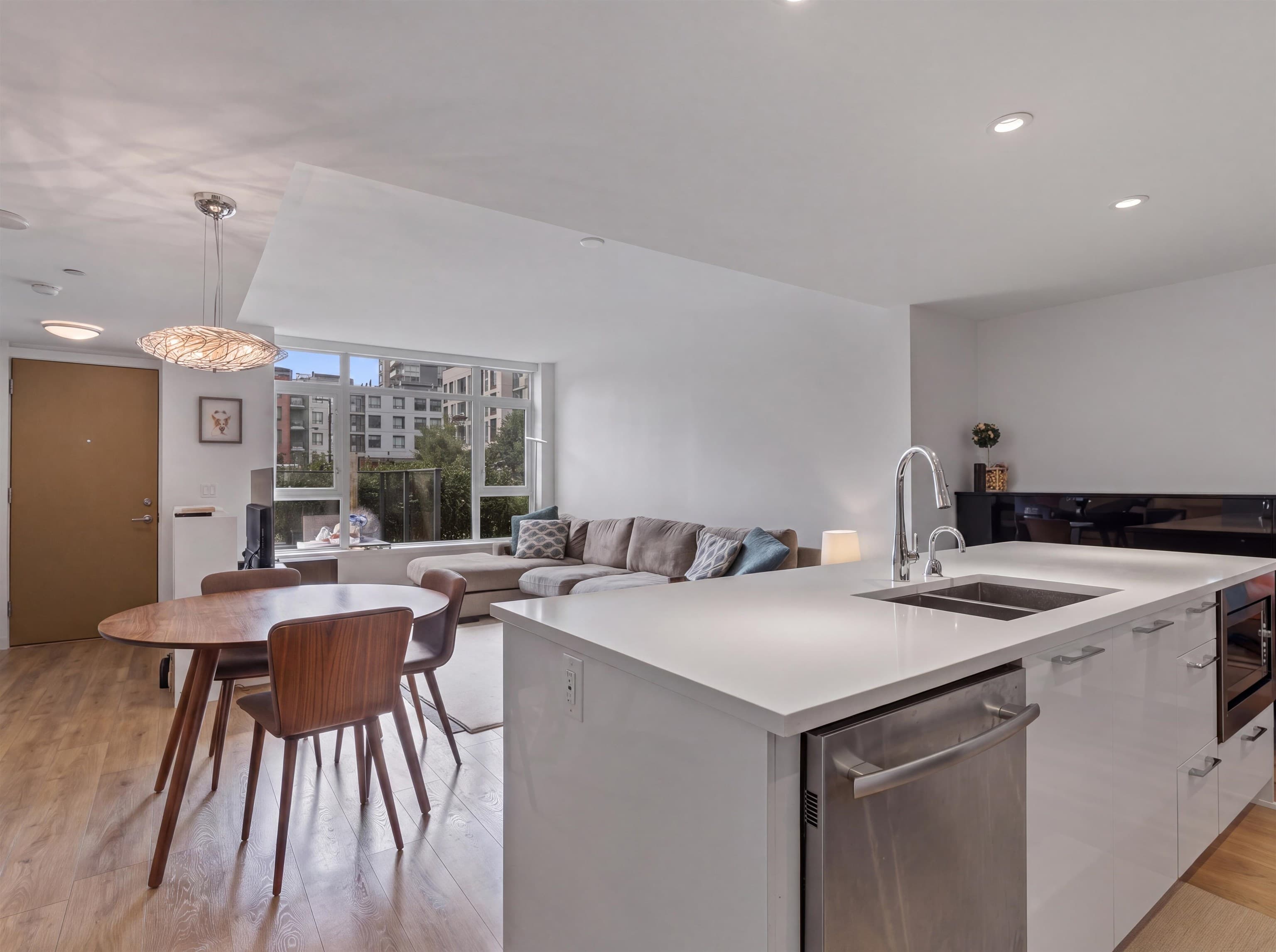 TH112 - 3565 Sawmill Crescent, Vancouver, V5S 0C9 — photo 1