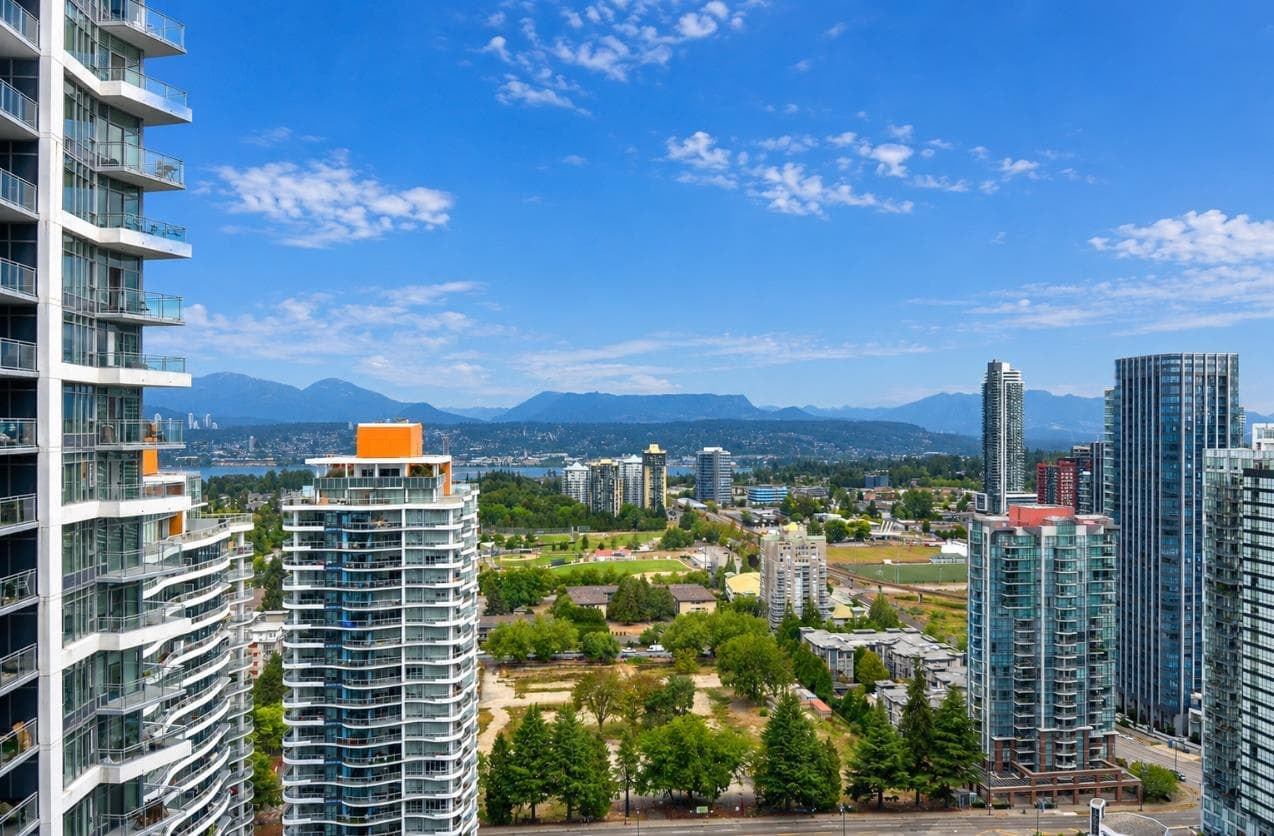 3602 - 13325 102a Avenue, Surrey, V3T 5J7 — photo 1