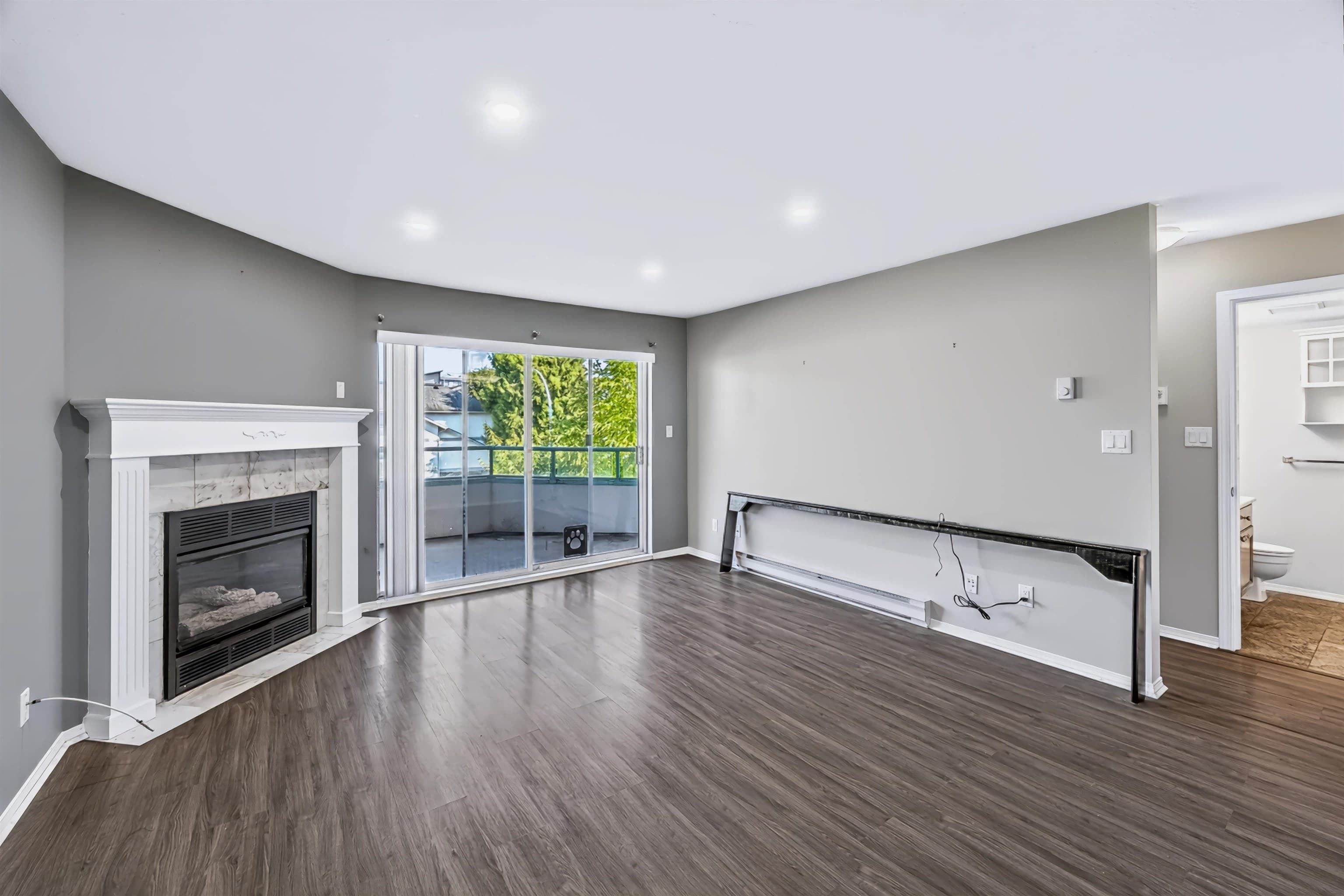 221 - 33175 Old Yale Road, Abbotsford, V2S 2J4 — photo 4