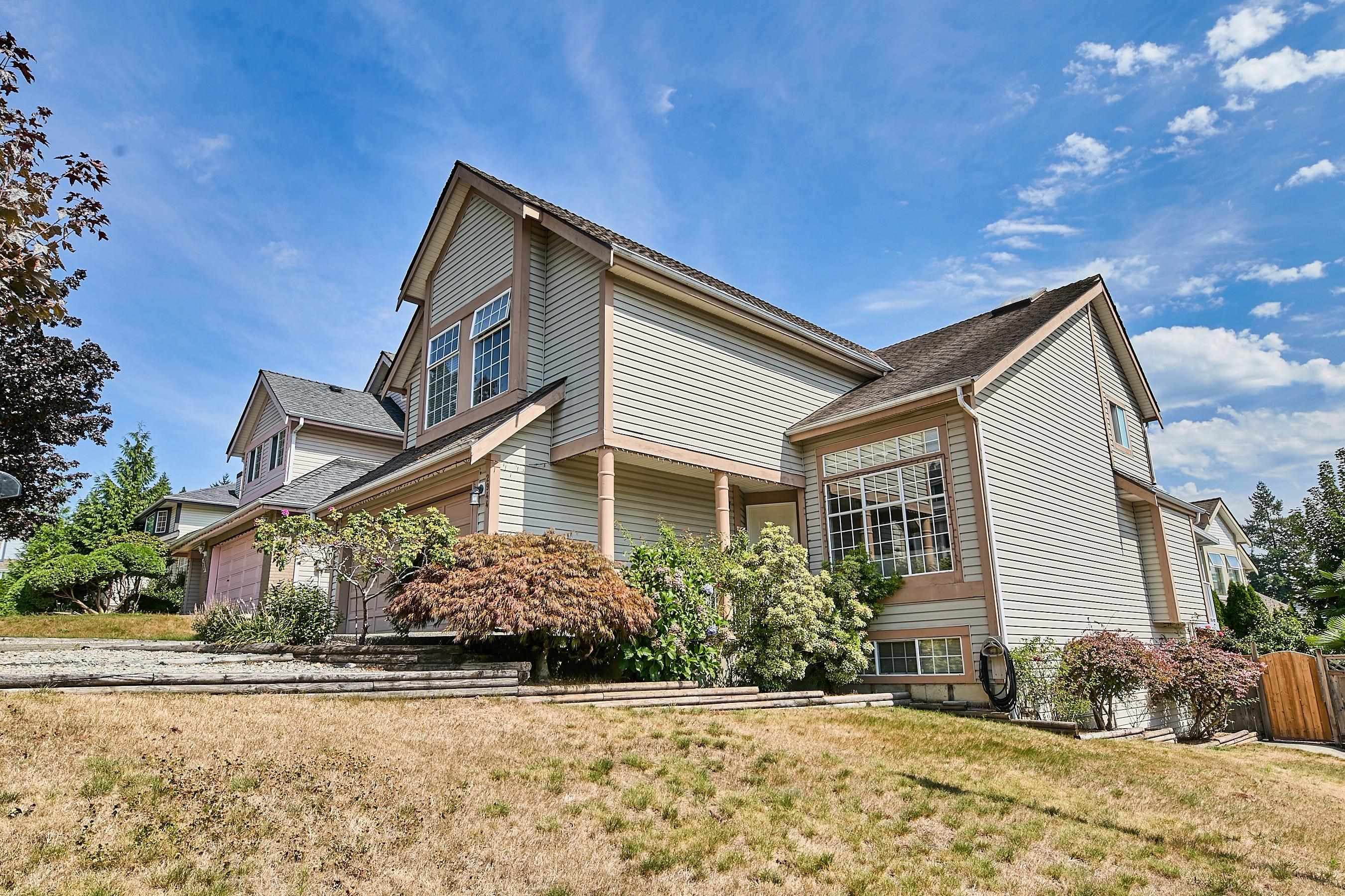 2944 Valleyvista Drive, Coquitlam, V3E 2P4 — photo 2