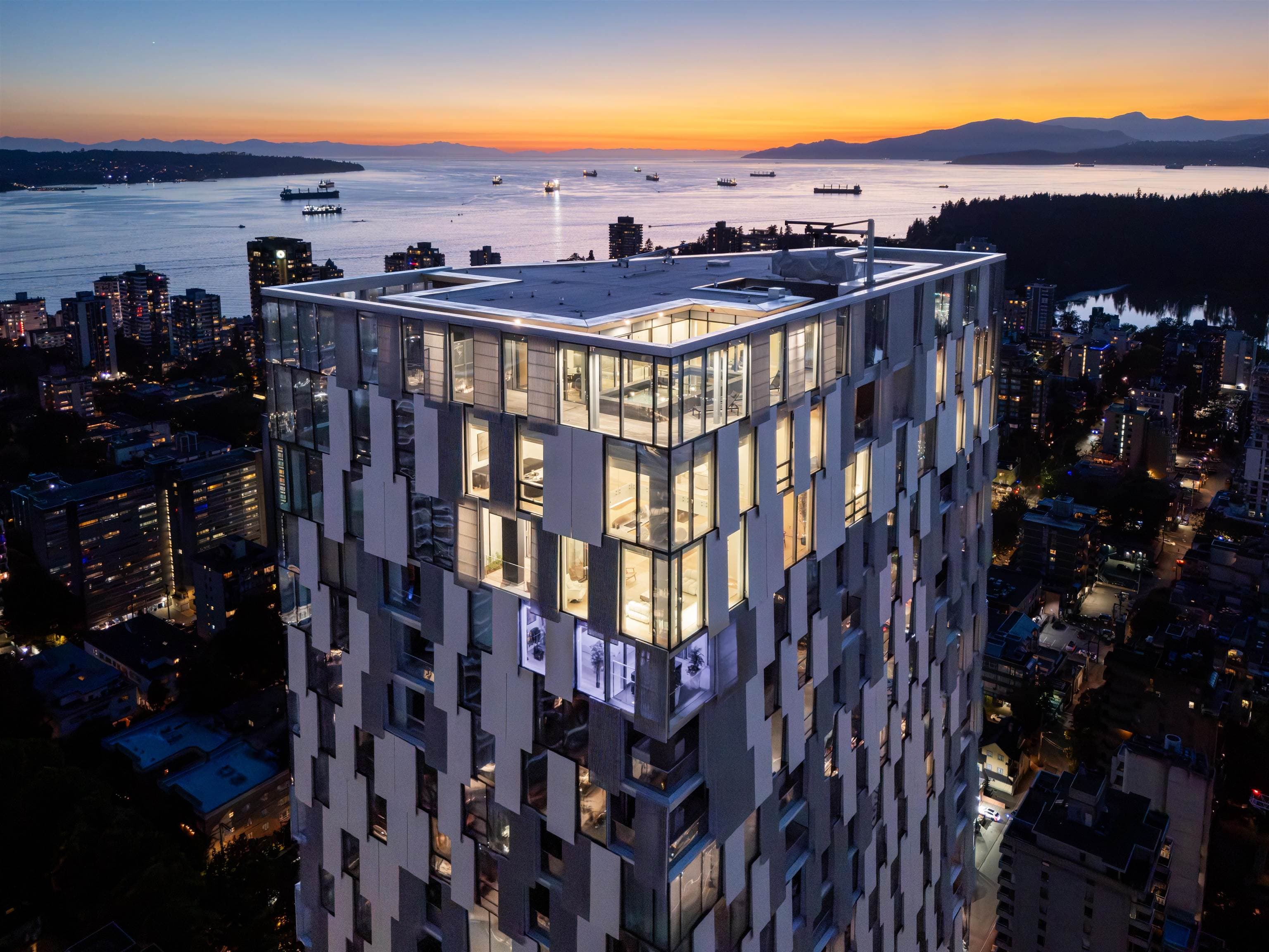 PH2 - 1568 Alberni Street, Vancouver