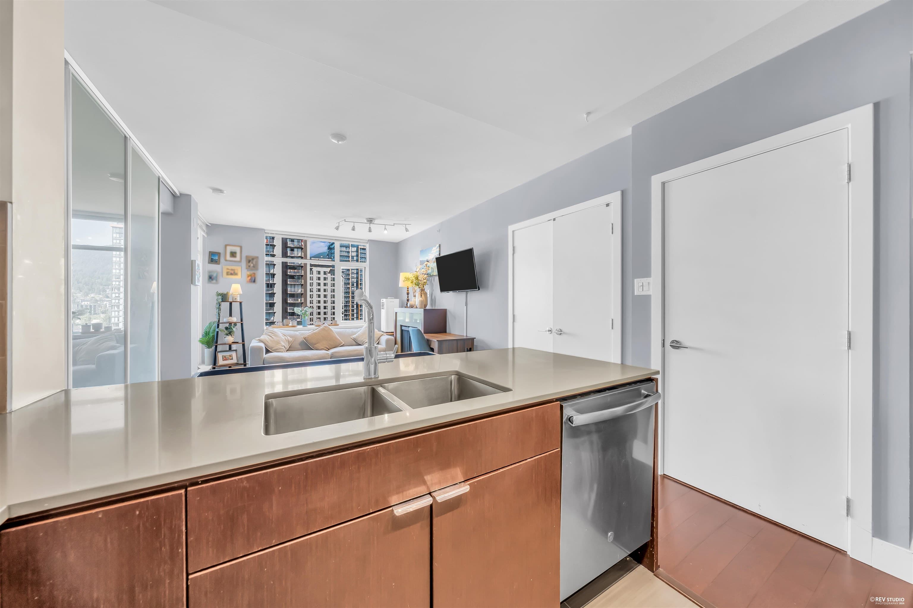 1301 - 158 W 13th Street, North Vancouver, V7M 0A7 — photo 4