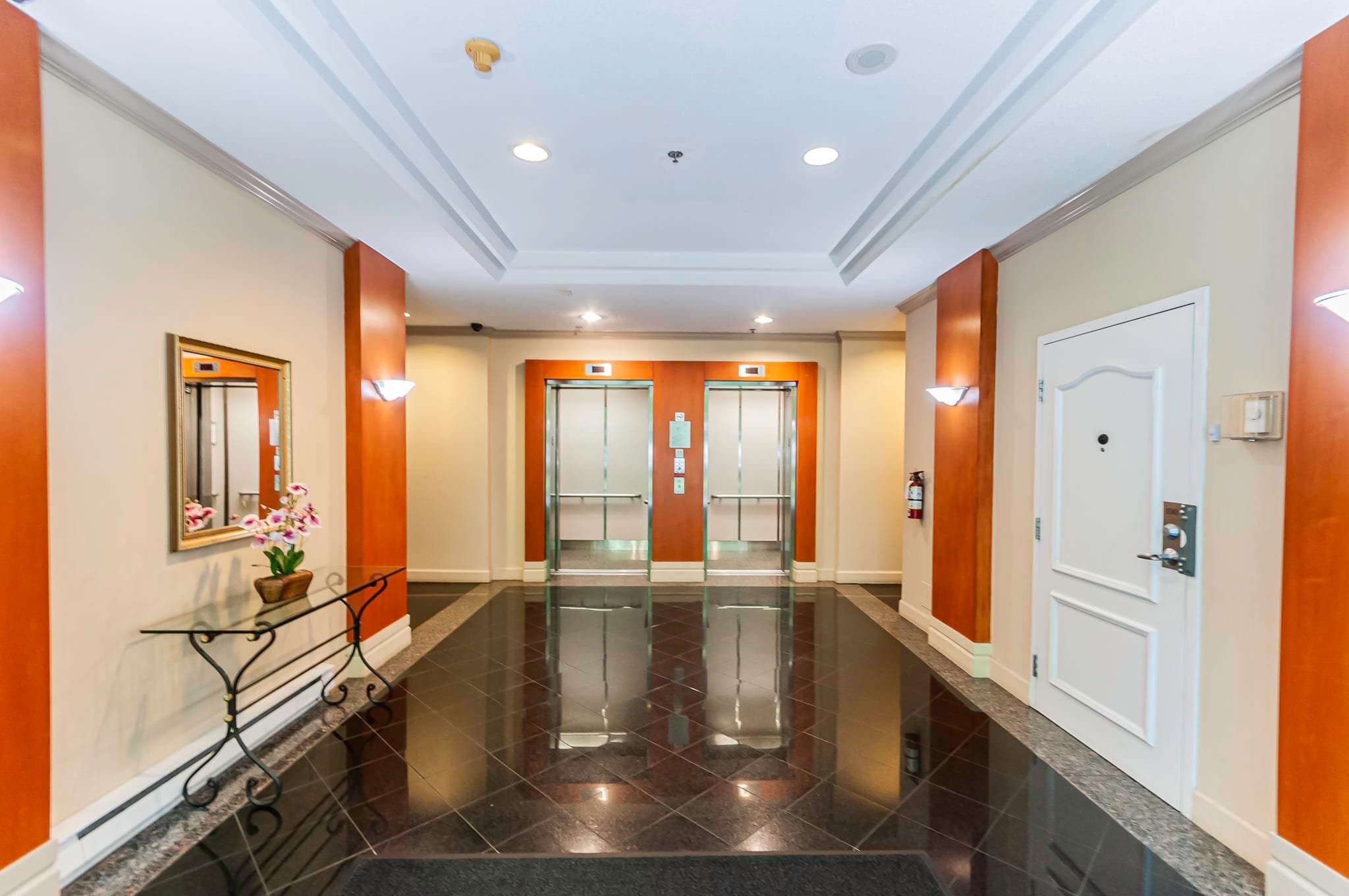 303 - 7680 Granville Avenue, Richmond, V6Y 4B9 — photo 3