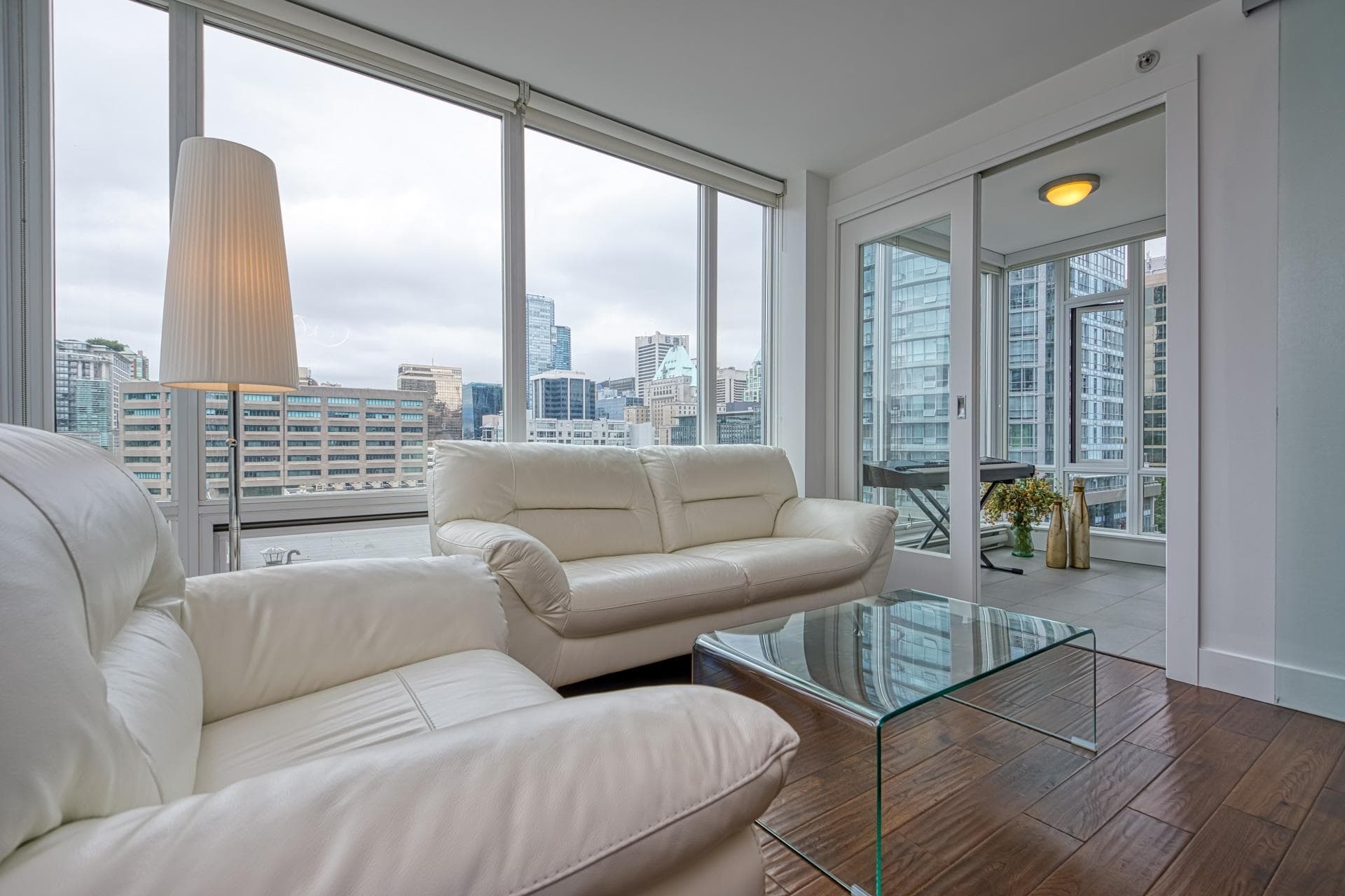 104 - 565 Smithe Street, Vancouver, V6B 0E4 — photo 2
