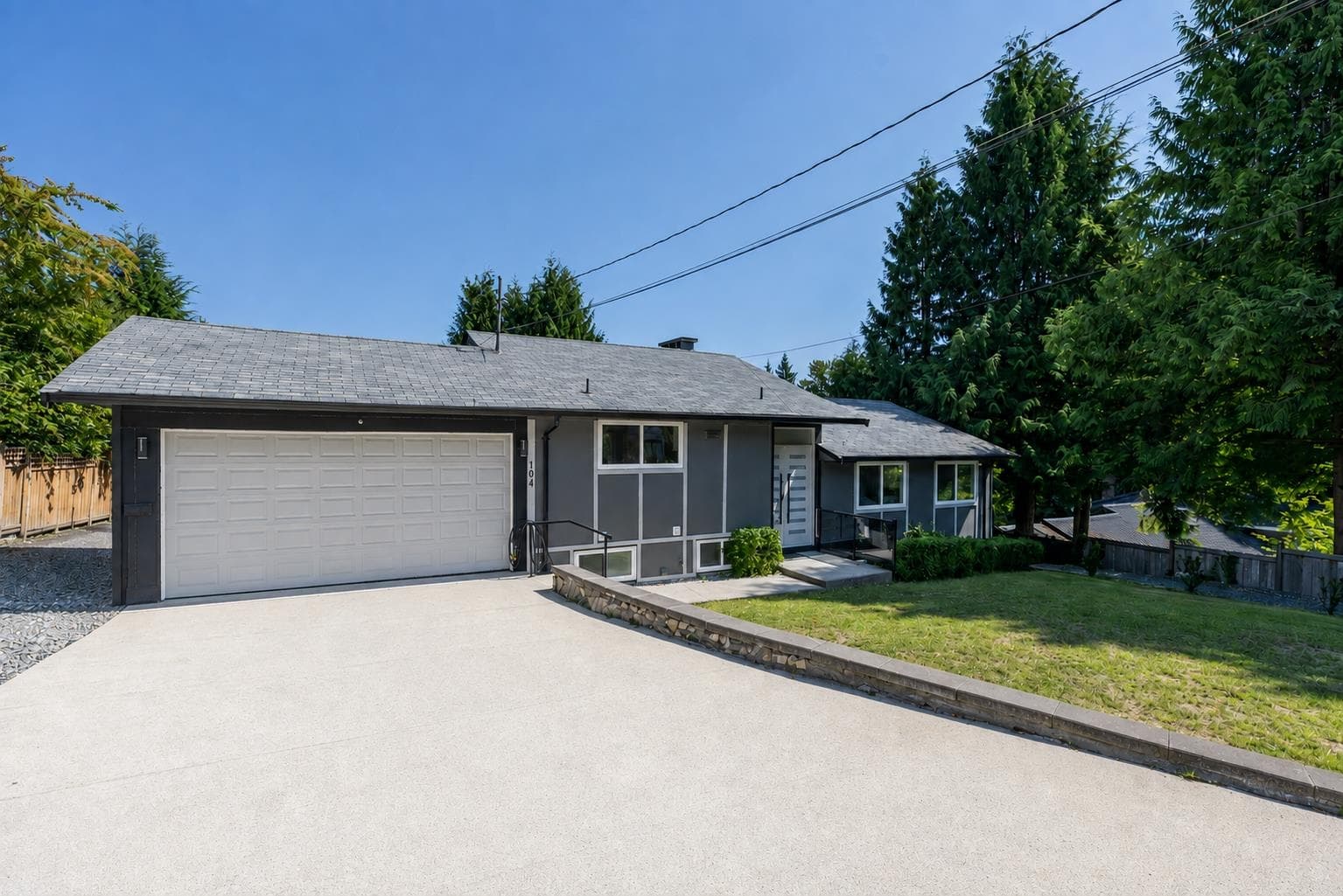 104 Bonnymuir Drive, West Vancouver