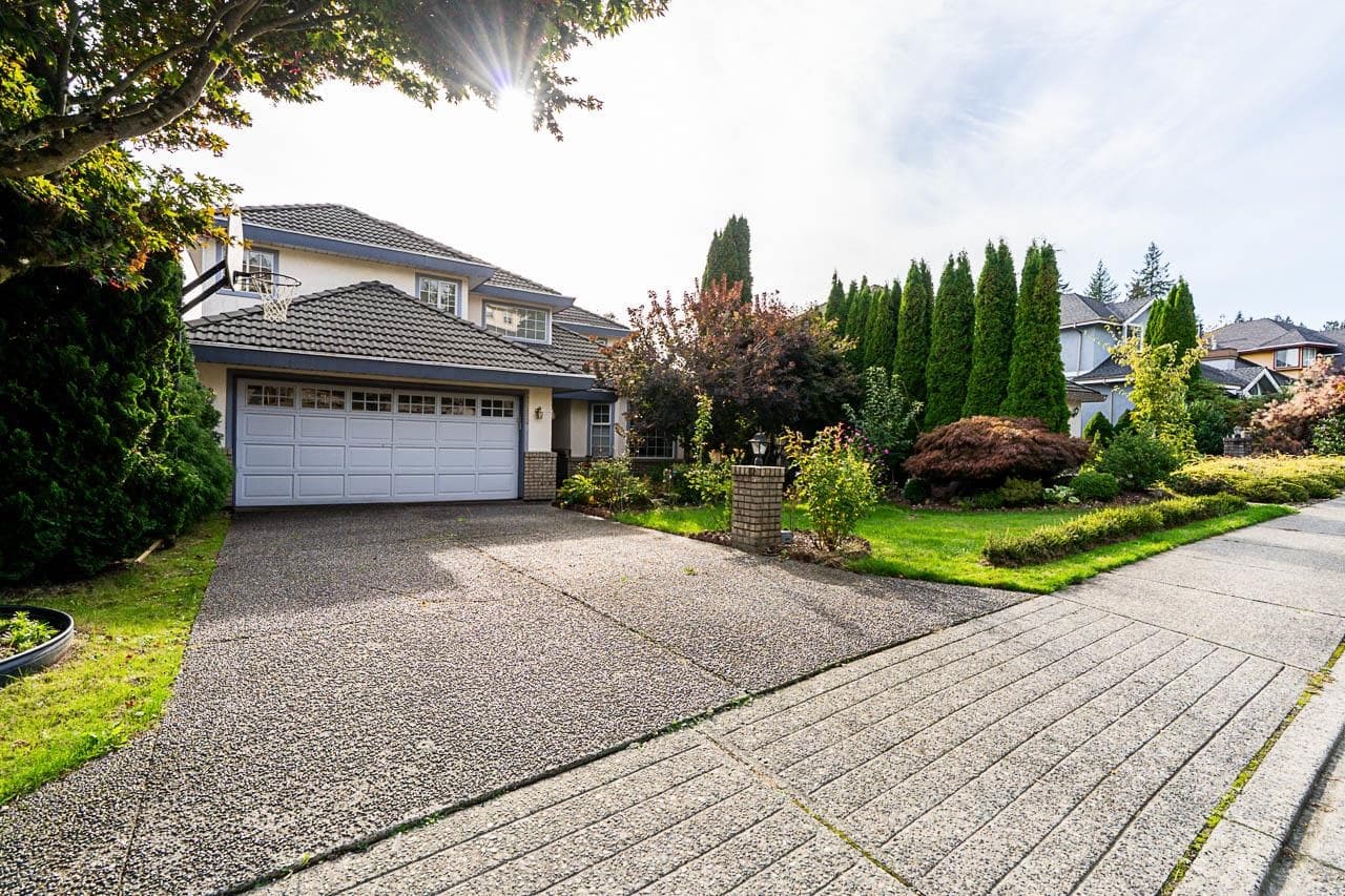 2980 Cliffrose Crescent, Coquitlam, V3E 2T2 — photo 2