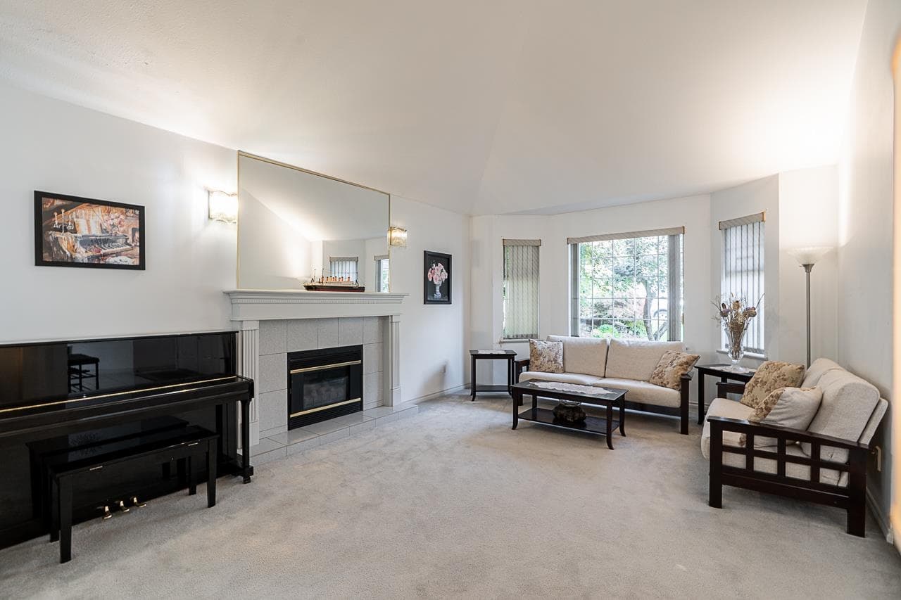 2980 Cliffrose Crescent, Coquitlam, V3E 2T2 — photo 5