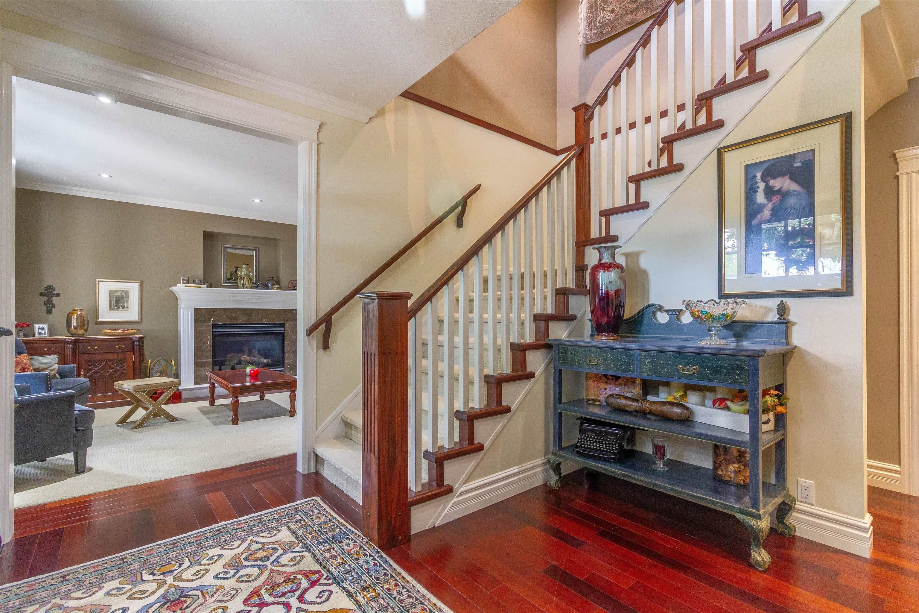 358 E 14th Street, North Vancouver, V7L 2N6 — photo 2