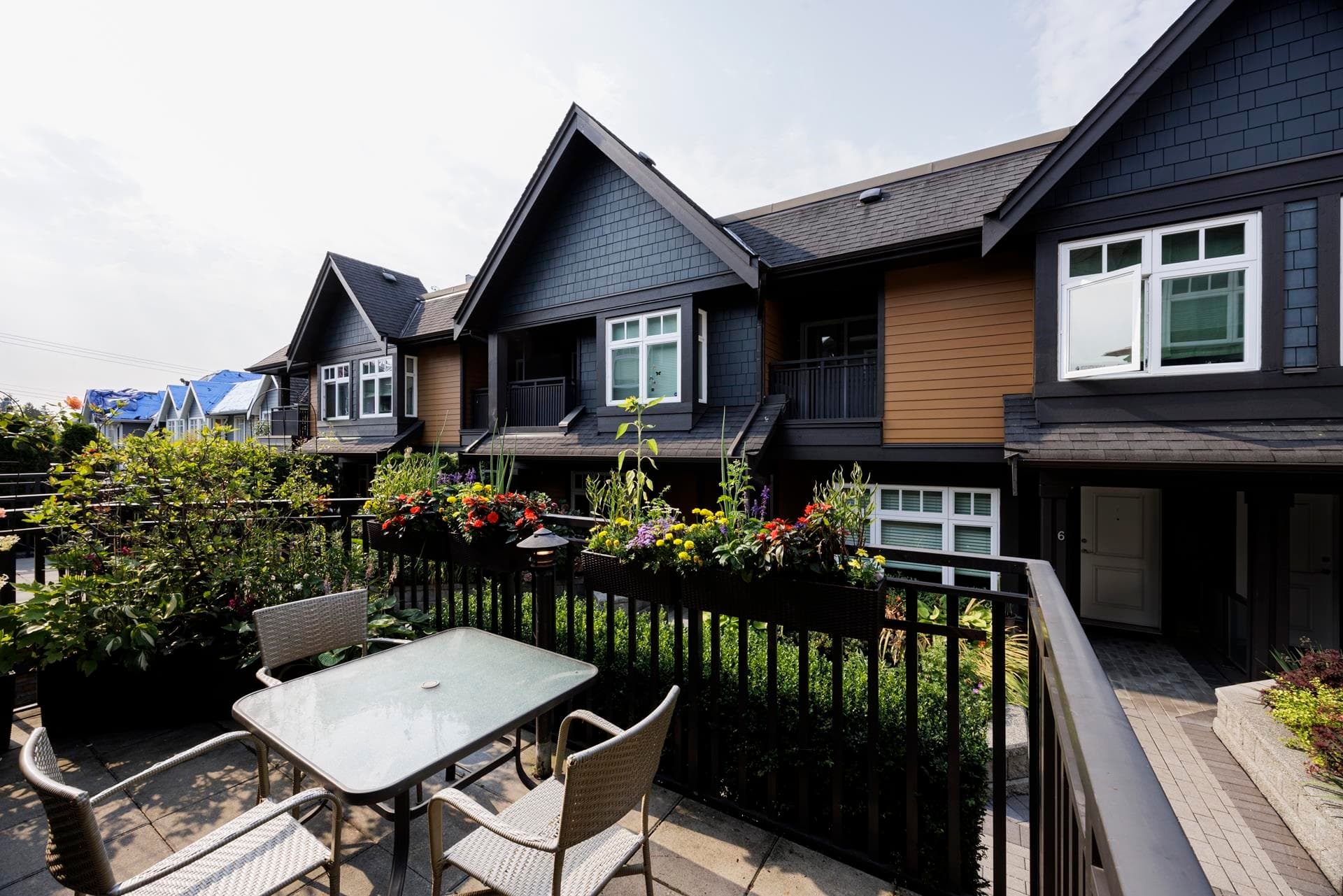 2 - 263 E 5th Street, North Vancouver, V7L 1L8 — photo 3