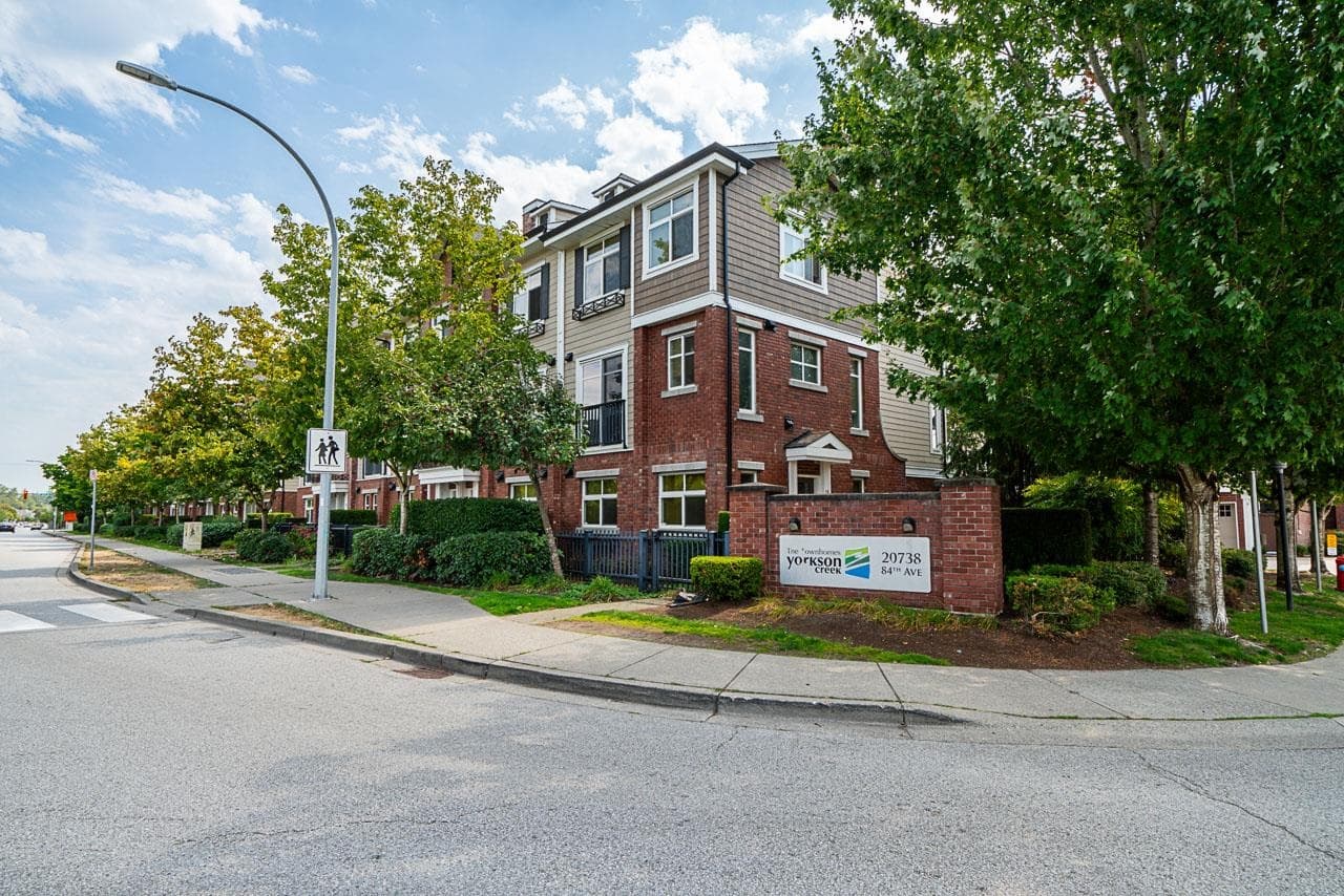 55 - 20738 84 Avenue, Langley