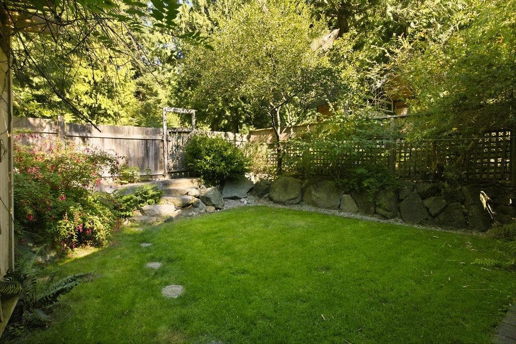 1 - 1131 Emery Road, Roberts Creek, V0N 2W0 — photo 5