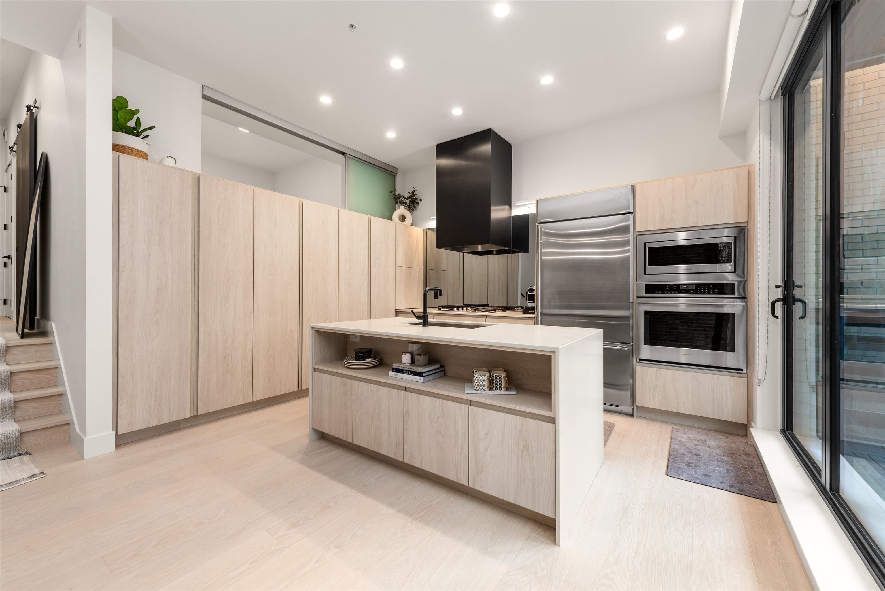 219 - 300 Salter Street, New Westminster, V3M 0L9 — photo 3