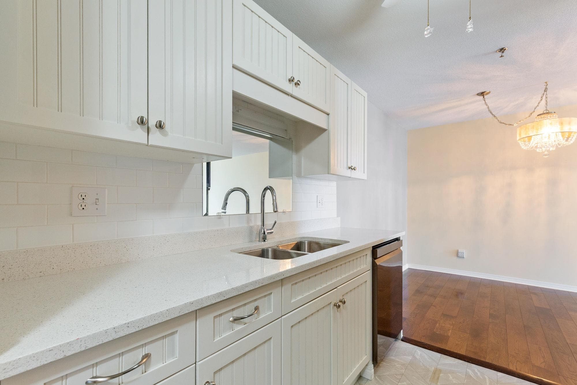 104 - 33535 King Road, Abbotsford, V2S 6Z5 — photo 2