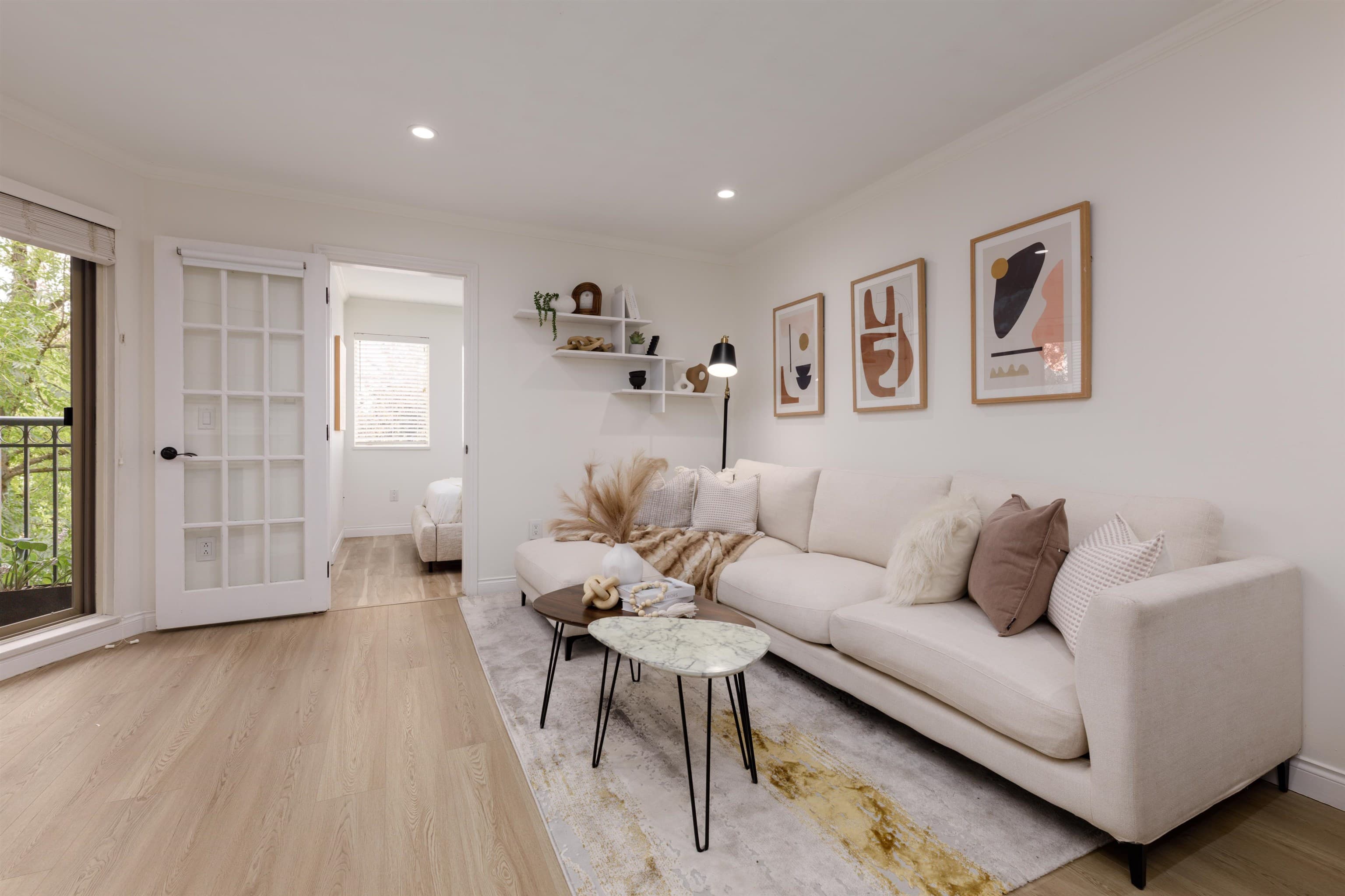 305 - 688 E 16th Avenue, Vancouver, V5T 2V4 — photo 1