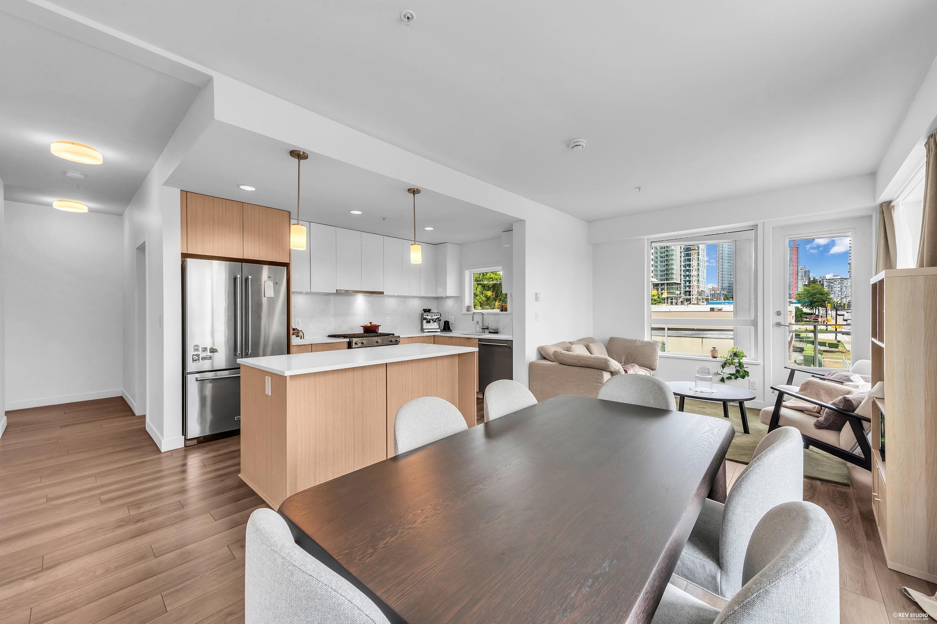 412 - 2188 Madison Avenue, Burnaby, V5C 0J8 — photo 4