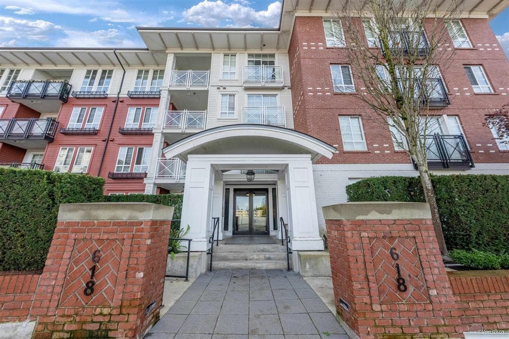109 - 618 Como Lake Avenue, Coquitlam