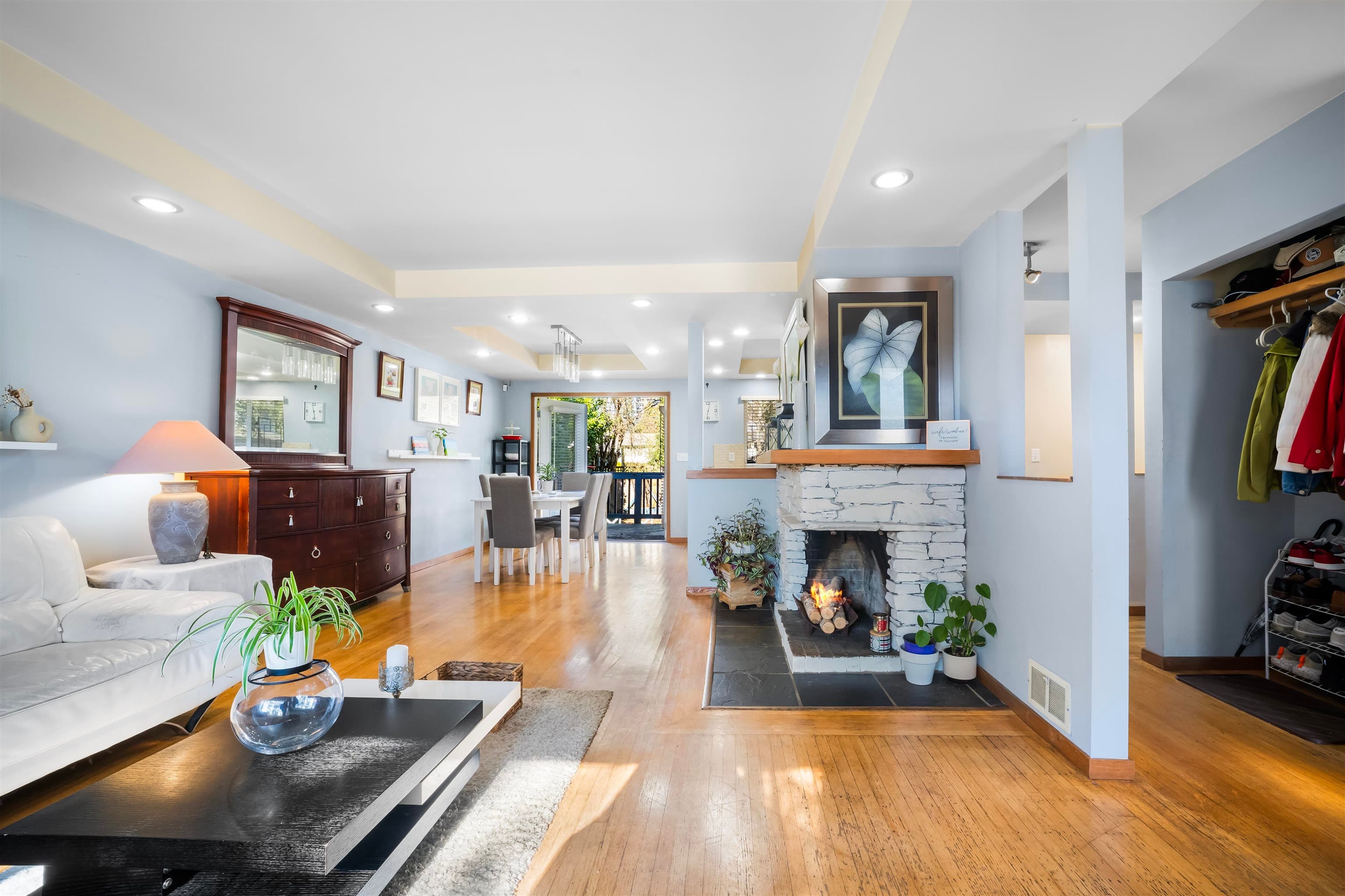 521 Brookmere Avenue, Coquitlam, V3J 1W8 — photo 5